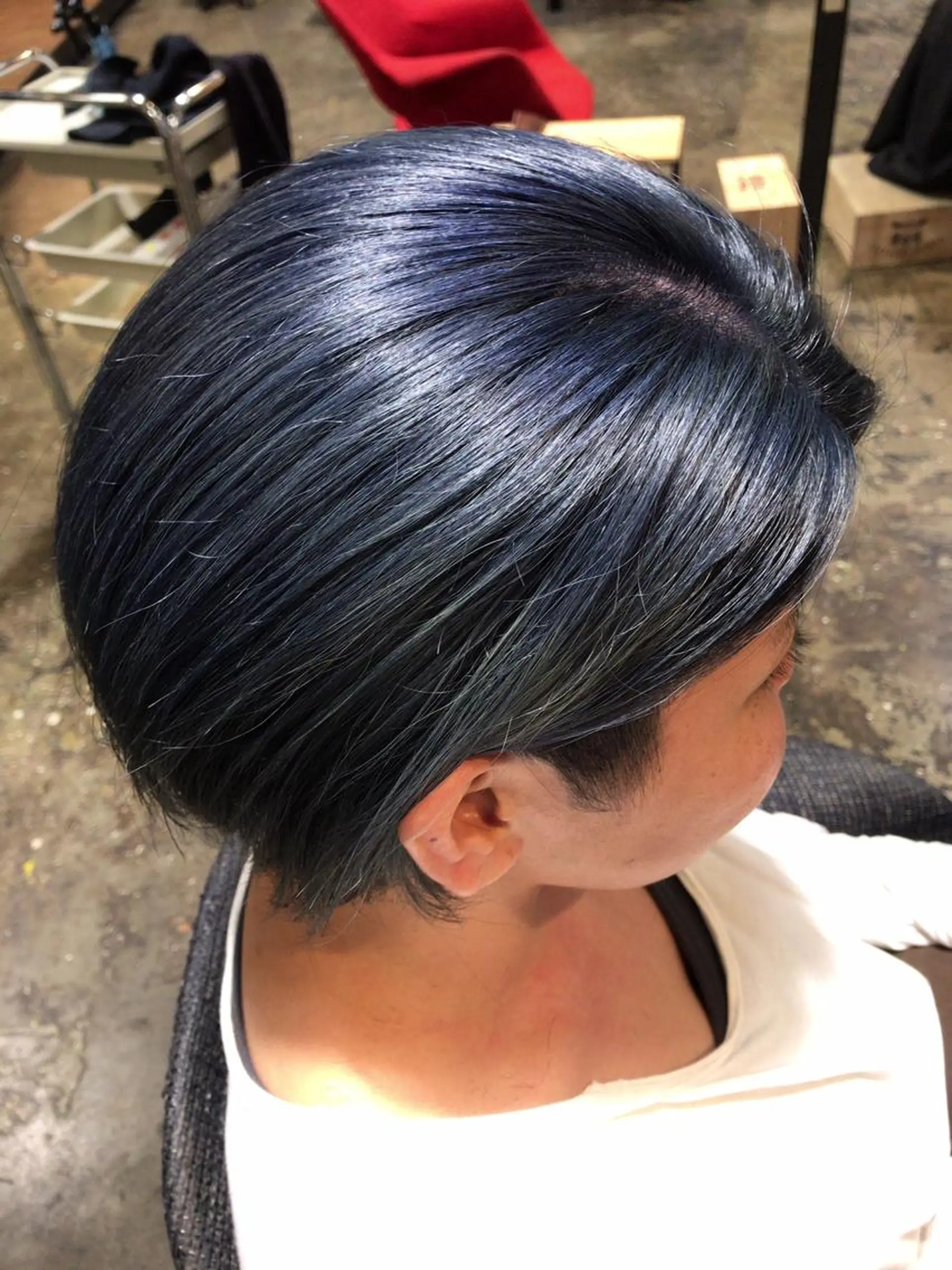 ショート カラー ブルーカラー ハイライトカラー シルバー ハイライト ハイライト✨髪質改善 TAKAさんです😊のヘアスタイル