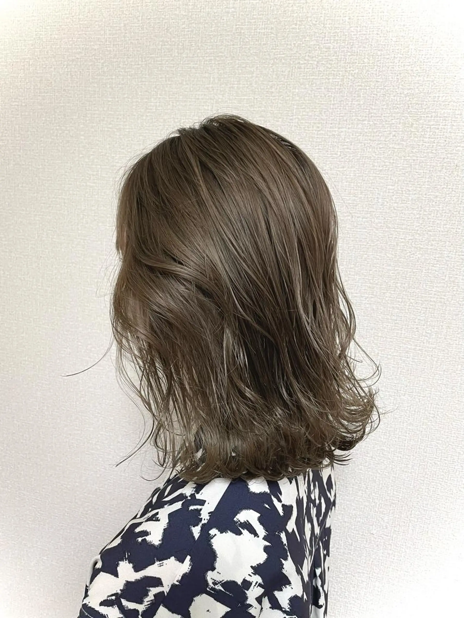 ミディアム カラー ブリーチ ダブルカラー グレージュ カット ヘアカラー トリートメント 🔶PAIR🔶 TAKAのヘアスタイル