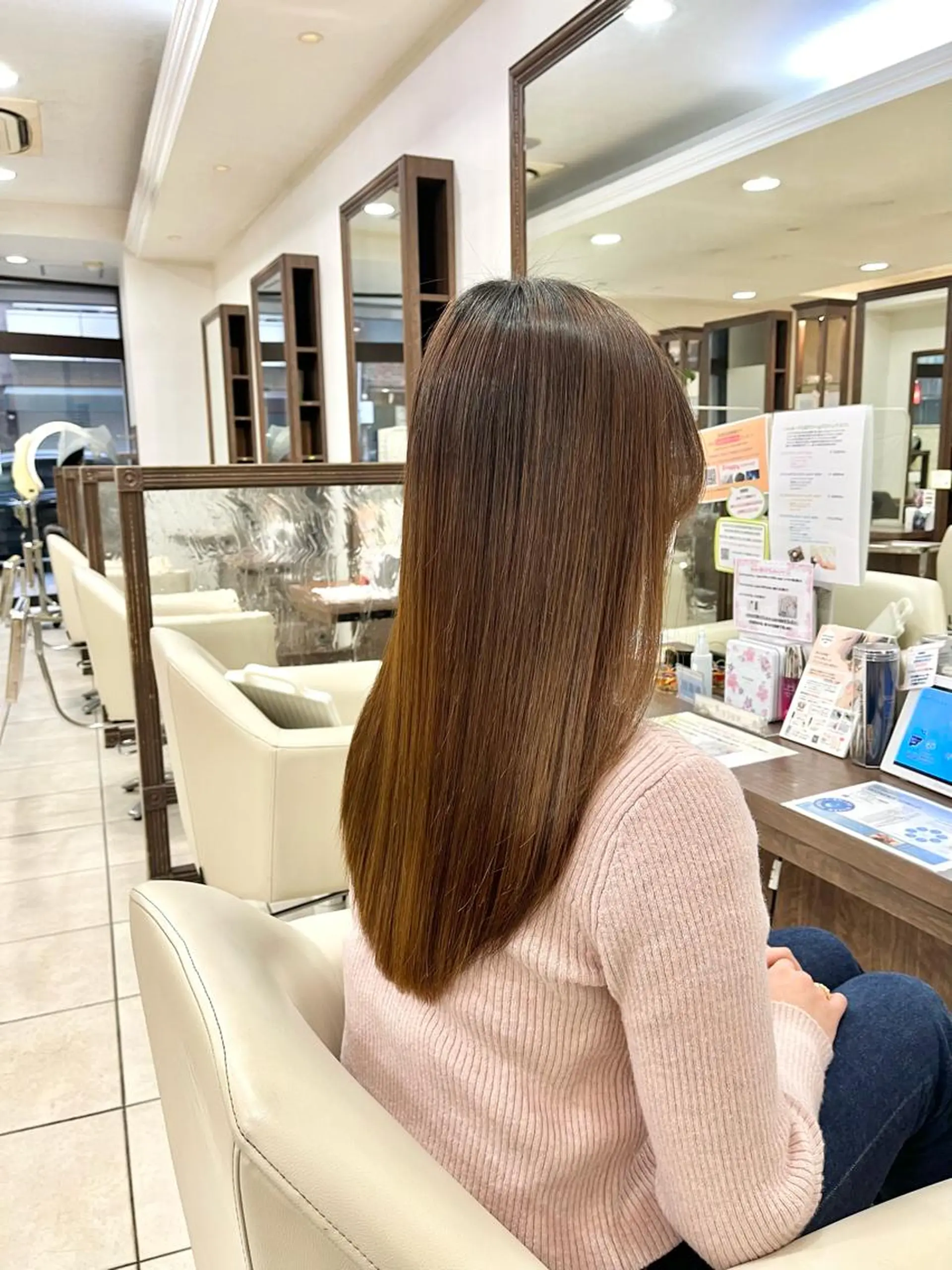 ロング カラー ショートボブ ブリーチ イヤリングカラー ハイライトカラー イルミナカラー カット 縮毛矯正 トリートメント 《大人気髪質改善》 プログレス国分寺店のヘアスタイル