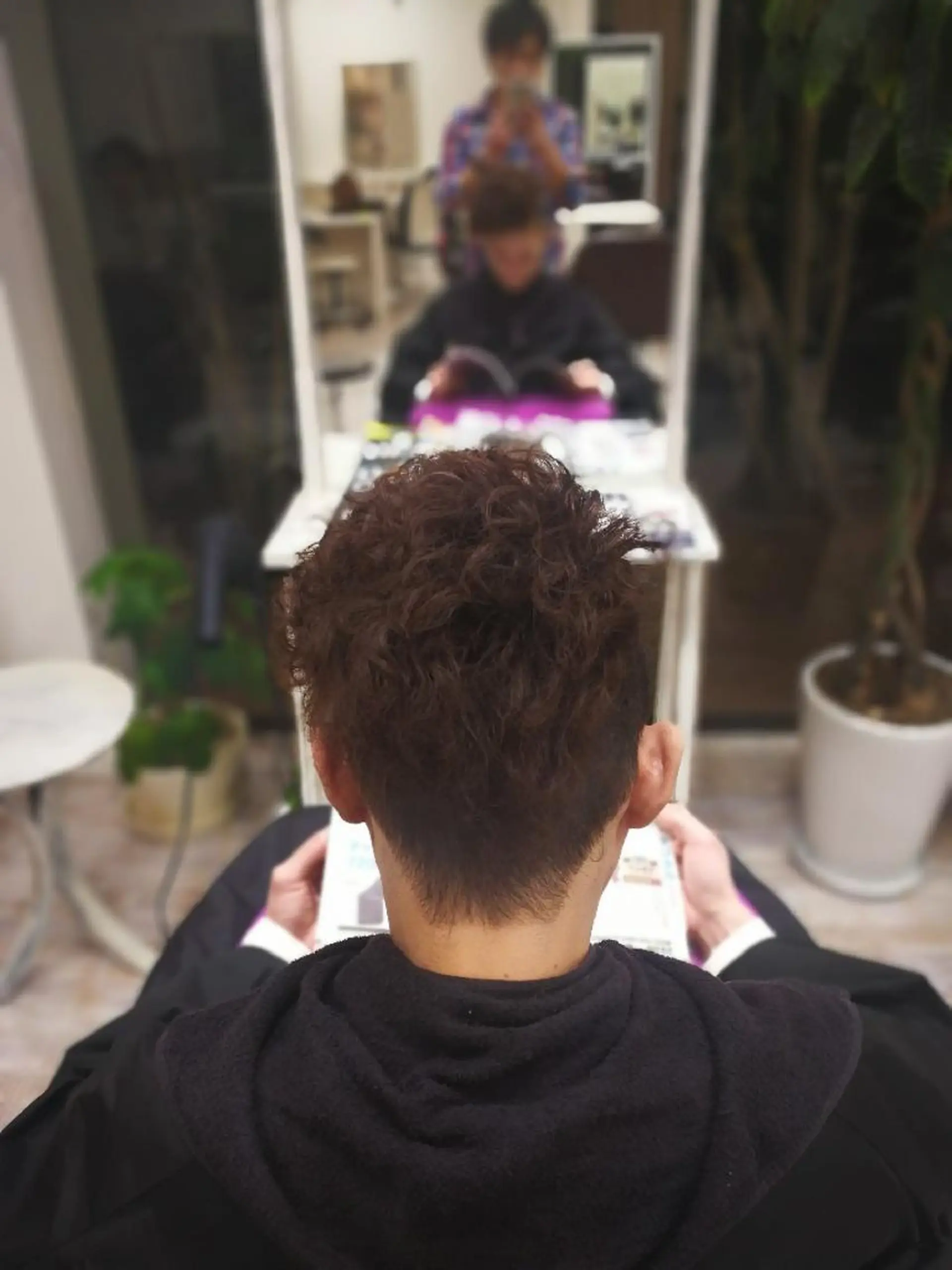 パーマ メンズ Aile所属・酸性ストレート／カラ ー/山下高明のヘアスタイル