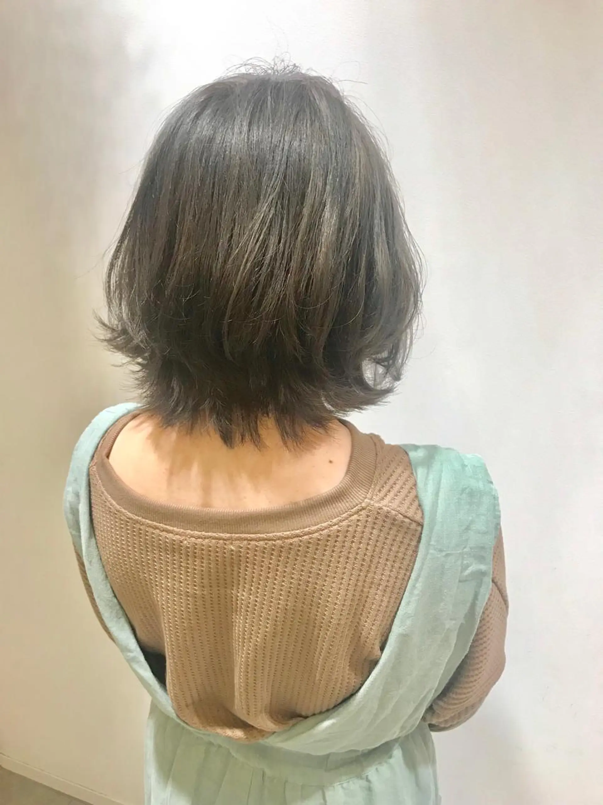 ショート カラー 🐺ウルフ/レイヤー 似合わせ‎🤍沙羅のヘアスタイル