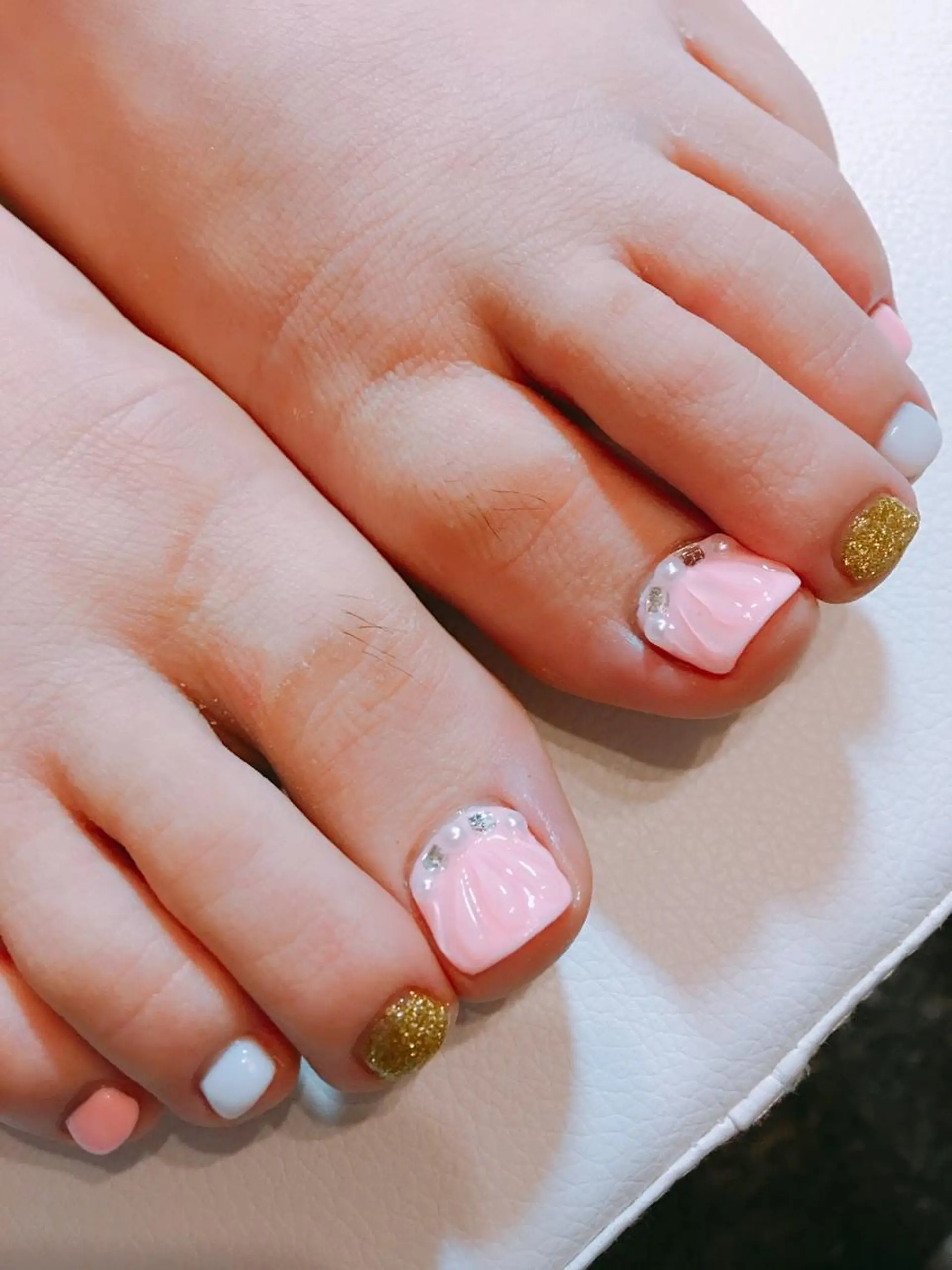 ネイル アートネイル パステルネイル ピンク THECOLORS所属・近貞 莉奈のネイルデザイン