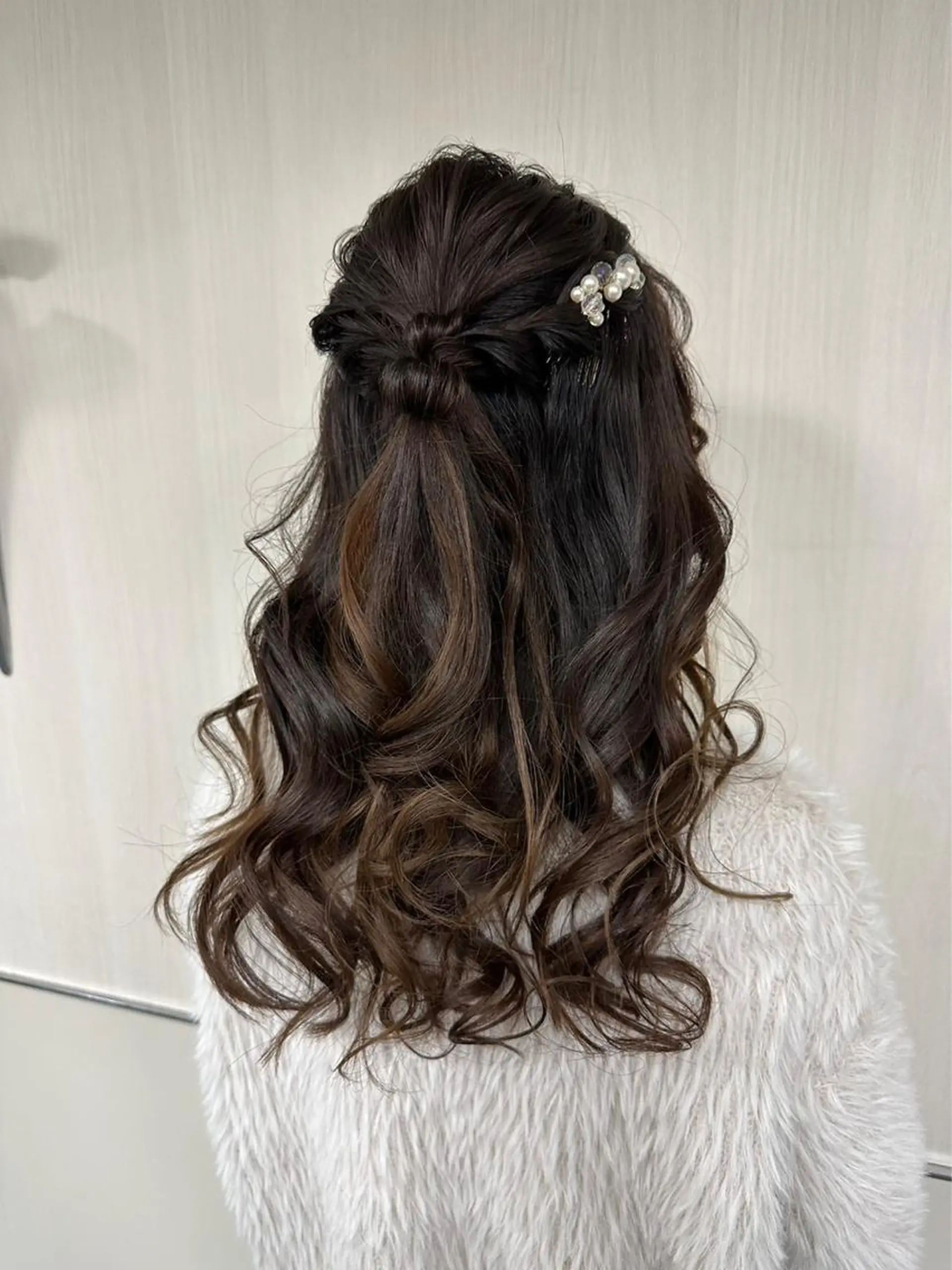 ロング ヘアアレンジ ウスイマイコ カット/ケアカラーのヘアスタイル