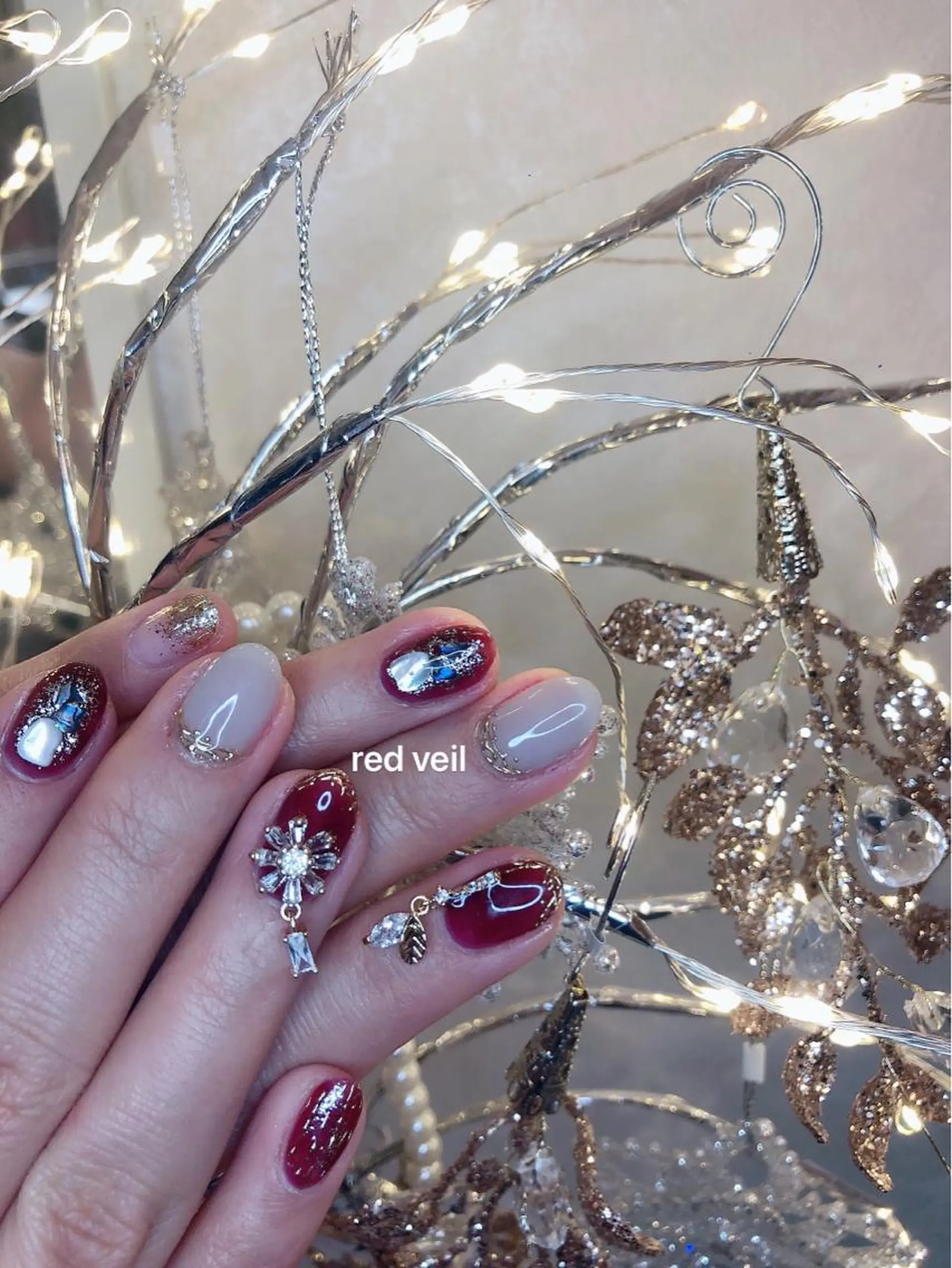 ミディアム ネイル 長さ出し専門 nynaのネイルデザイン