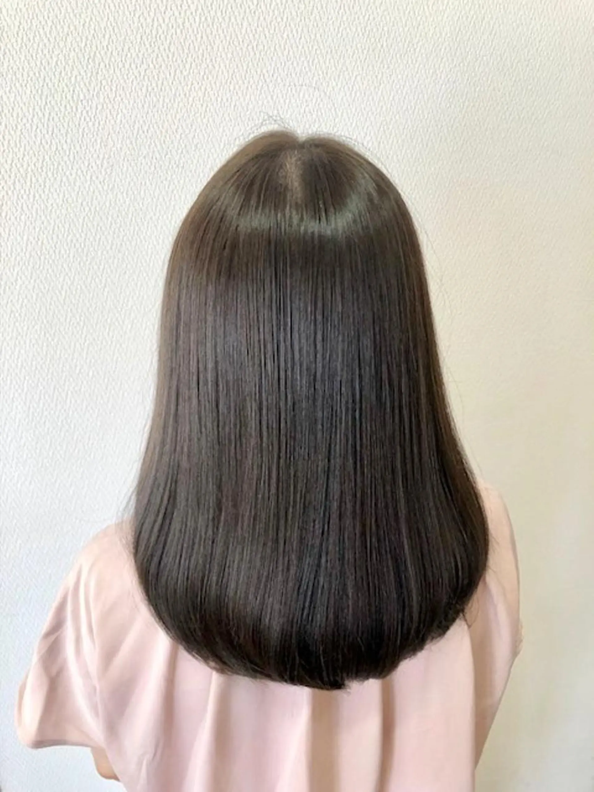 セミロング 山本 茉希のヘアスタイル