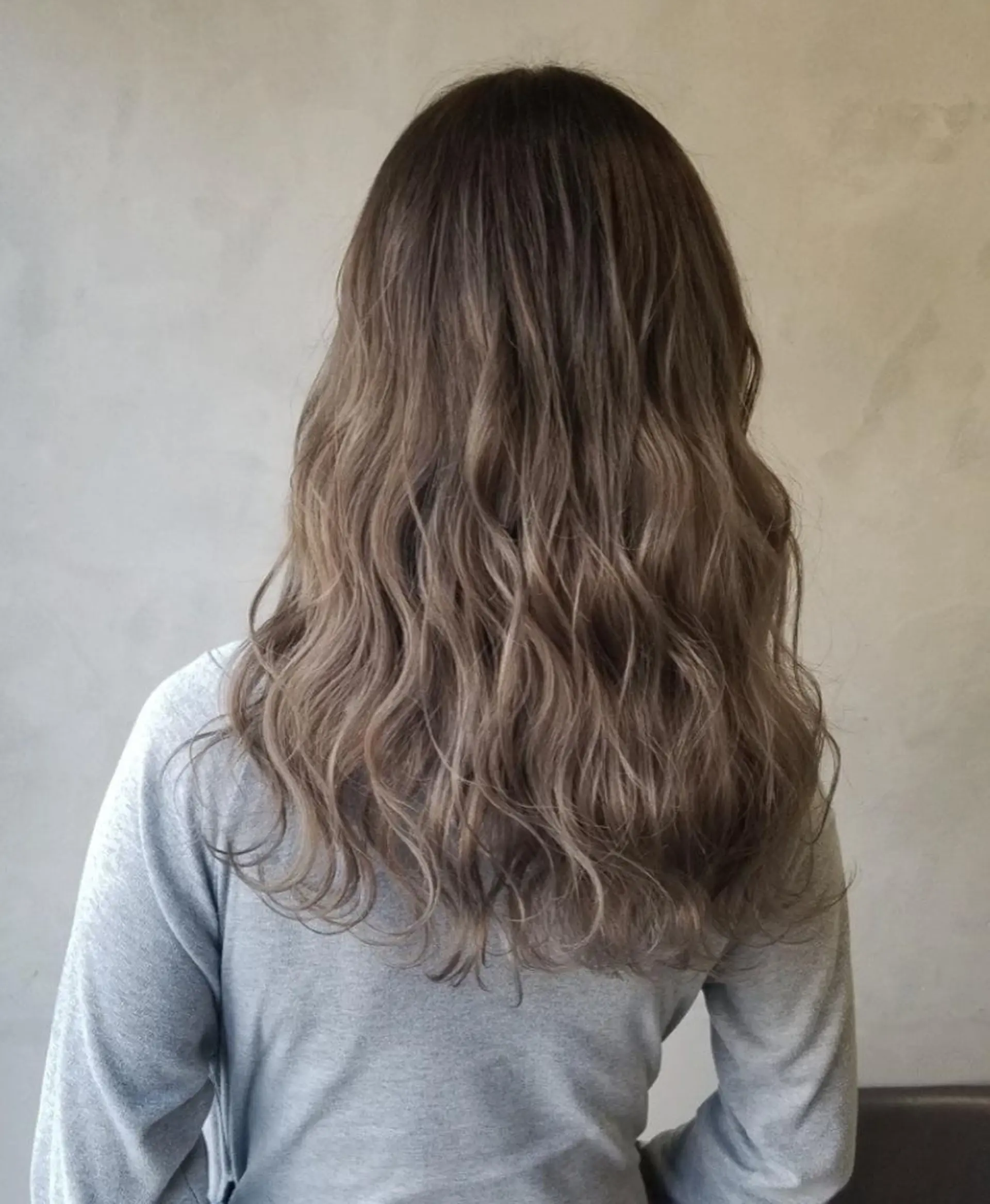 セミロング カラー カット ヘアカラー Le Lien カジのヘアスタイル