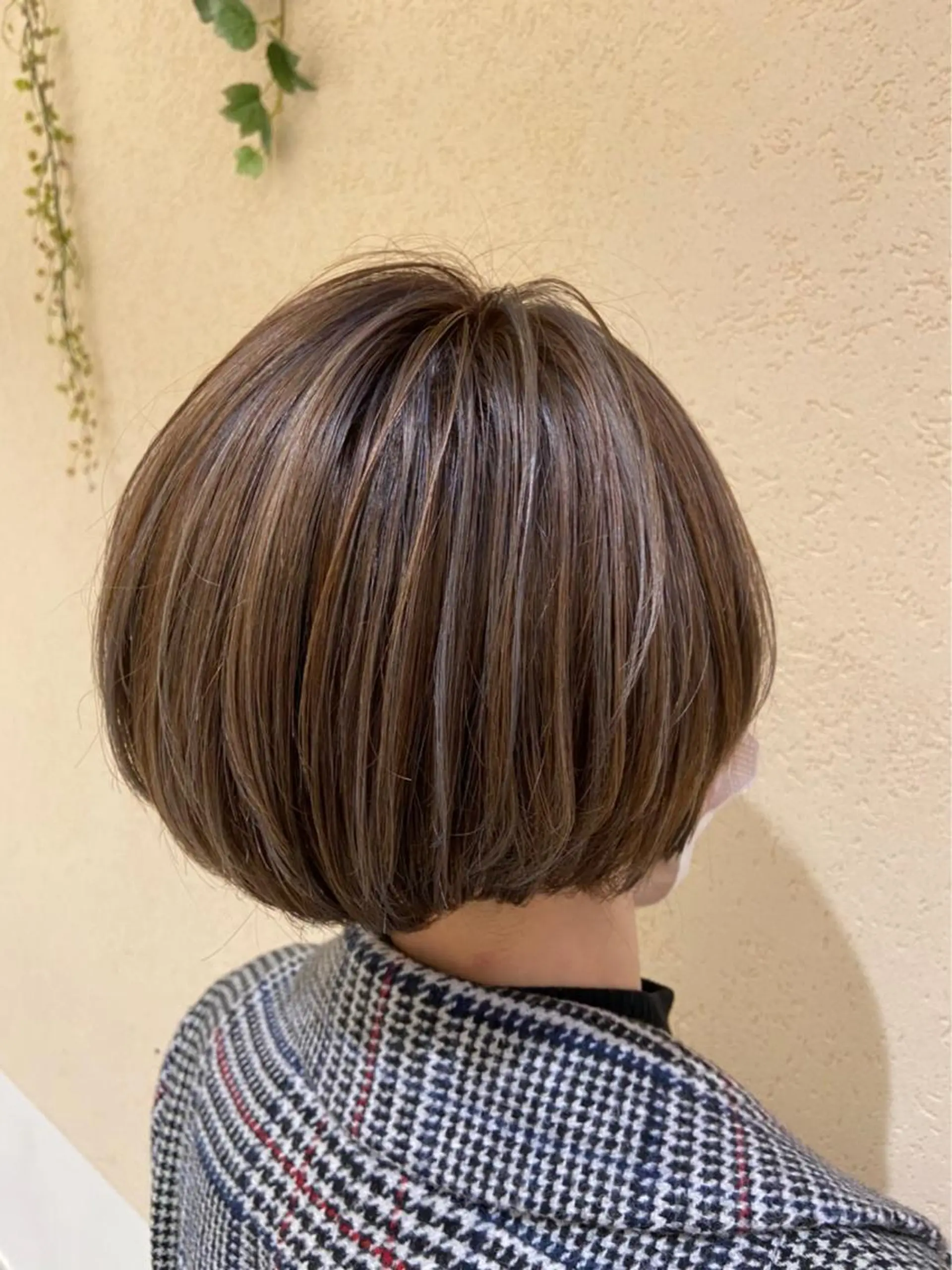 ショート カラー シャドールーツ美容師 篠原康太のヘアスタイル