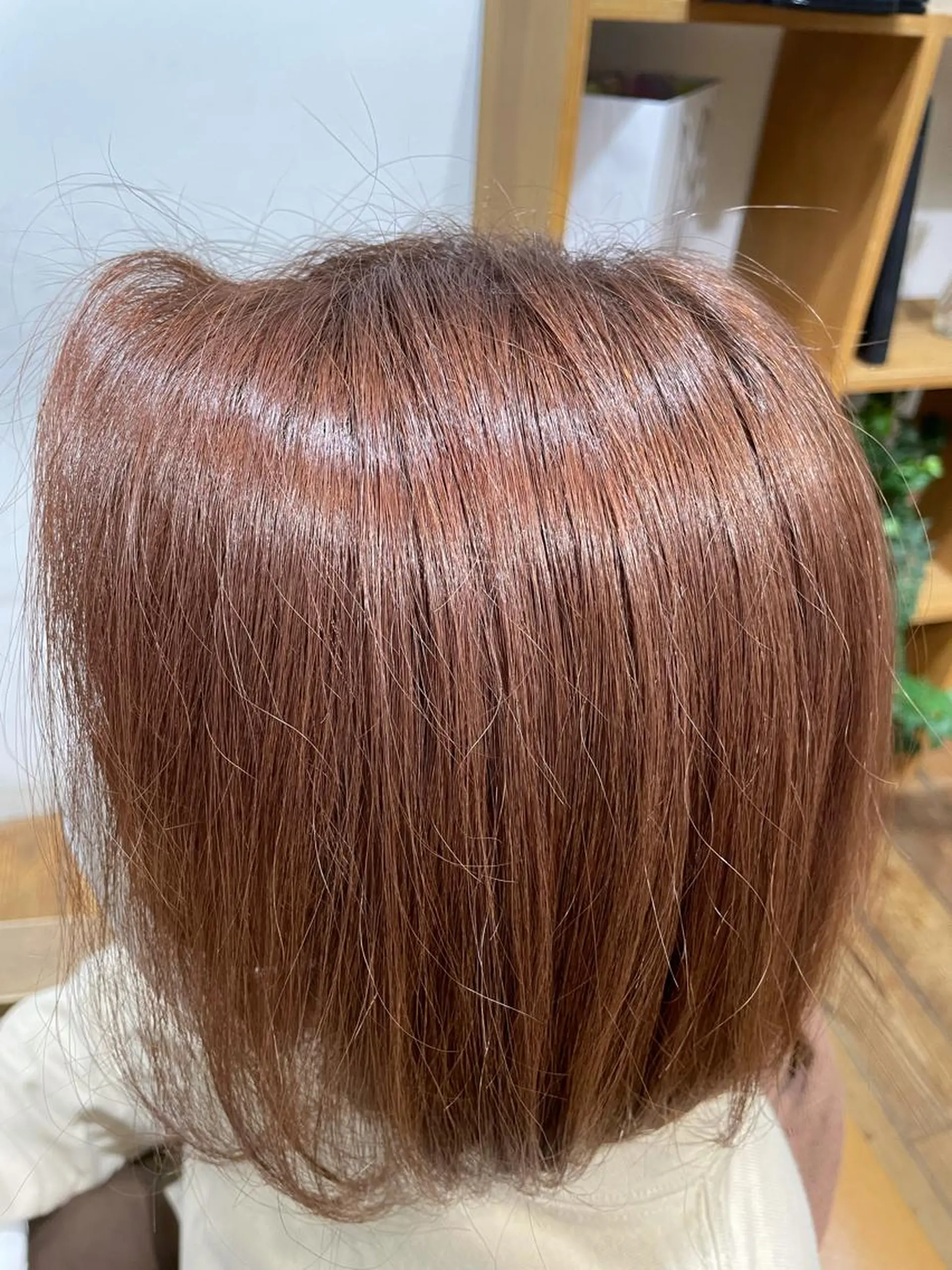 ショート カラー ベージュカラー ピンクカラー ピンクベージュ マツゴウ　カズヤ/金 沢文庫／パーマのヘアスタイル