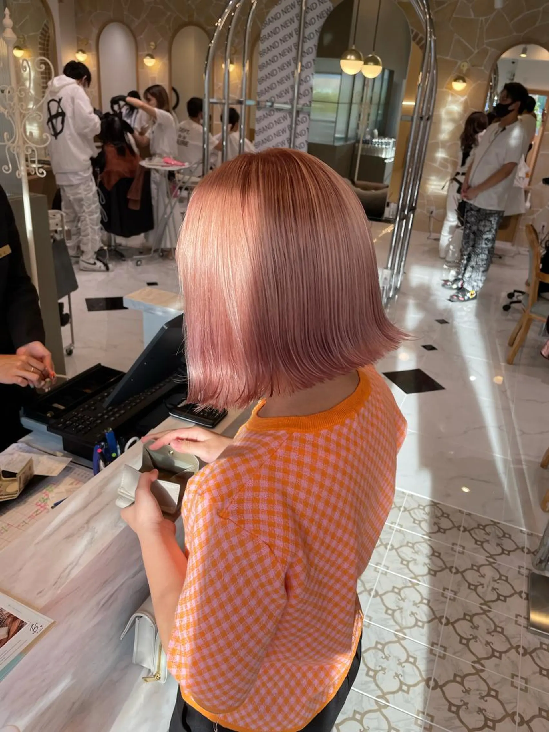 ショート カラー ピンクカラー 似合わせスタイル 岡田勇哉のヘアスタイル