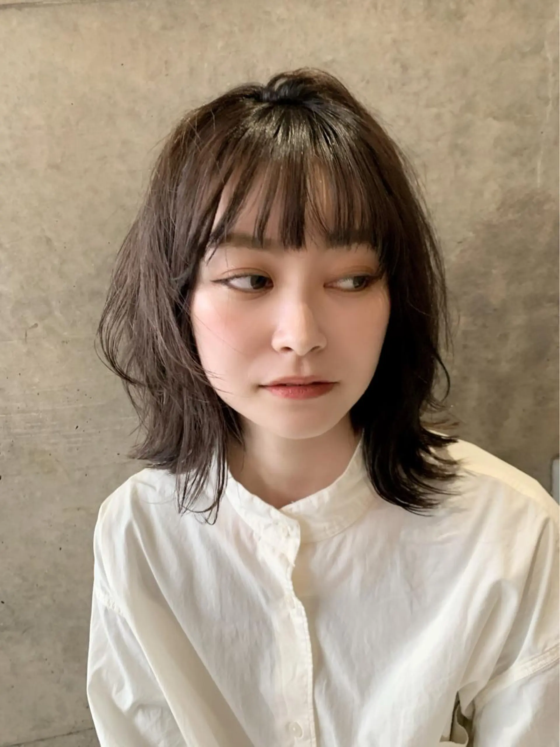 ミディアム カラー アッシュ ケアカラー 透明感カラー ハイライトカラー ハイライト カット ヘッドスパ of hair所属・丸みショート 廣瀬隆志のヘアスタイル