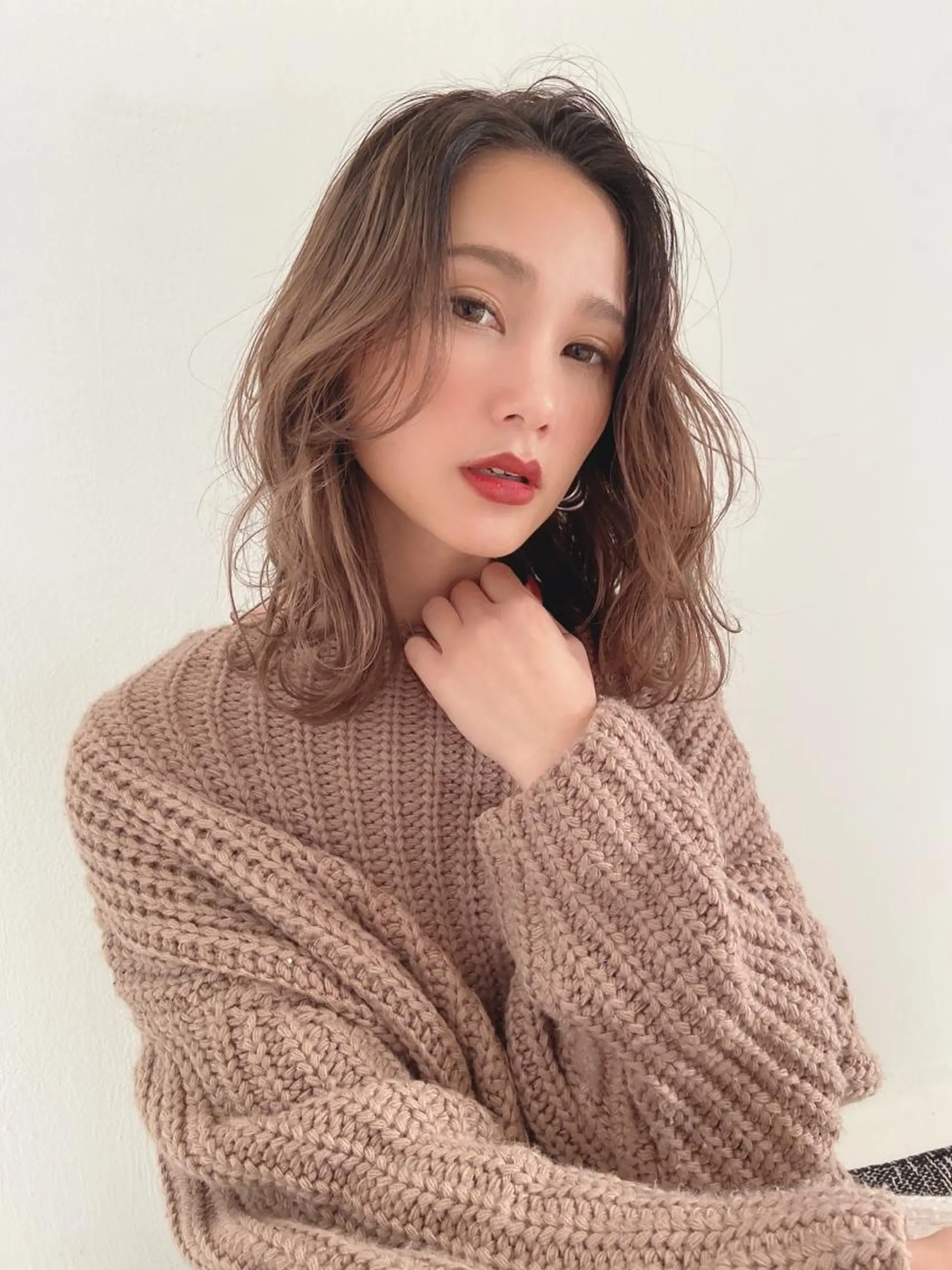 ミディアム カラー ブリーチ ケアブリーチ 縮毛矯正 カット 岡崎勇人/レイヤー/ 韓国/ケラチンTRのヘアスタイル