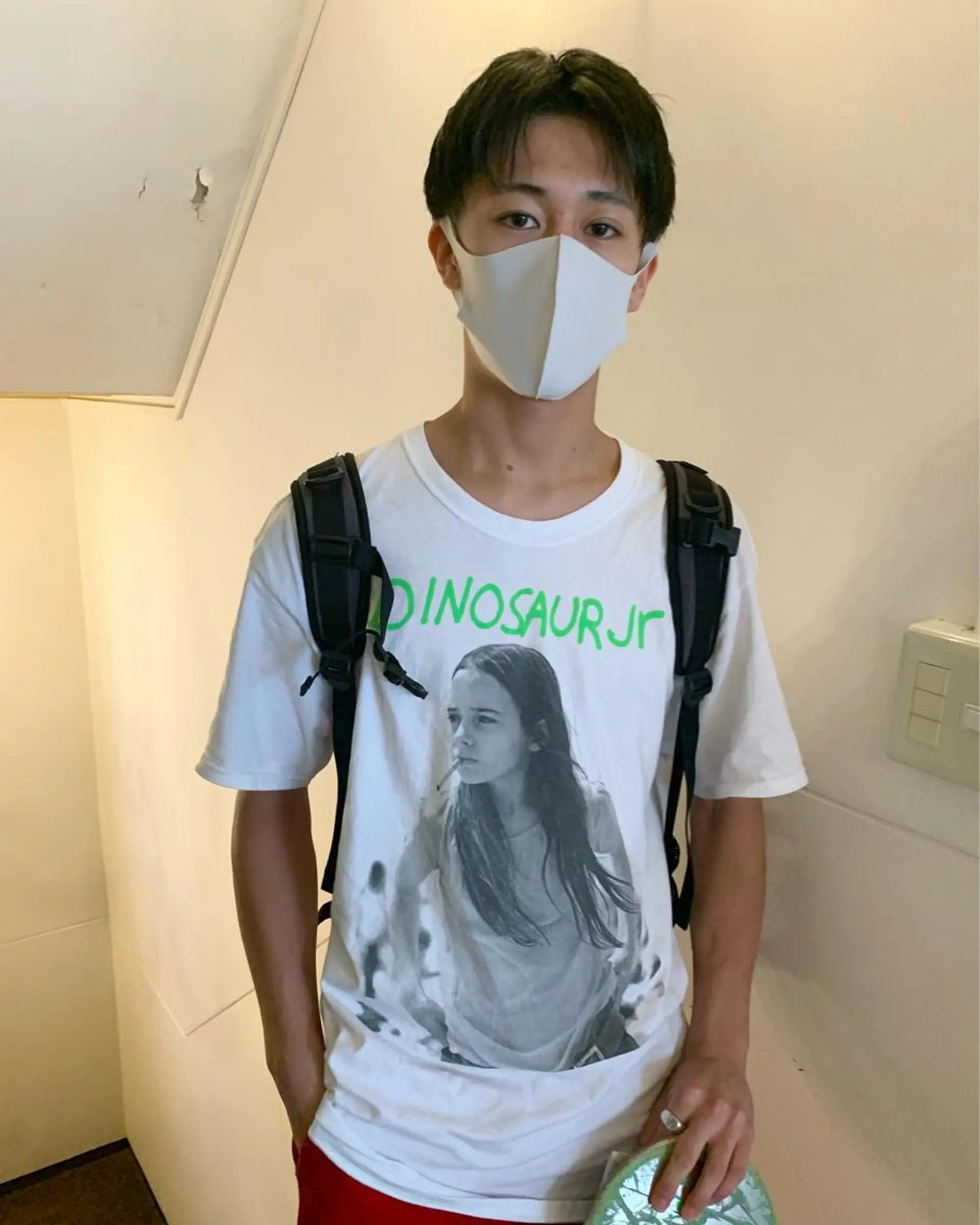 ショート カラー パーマ ヘアアレンジ メンズ キッズ ネイル マツエク・マツパ センターパート 刈り上げ ショートヘア メンズネイル ショートネイル SALOWIN梅田茶屋町店所属・ウルフレイヤーカット /チヒロのヘアスタイル