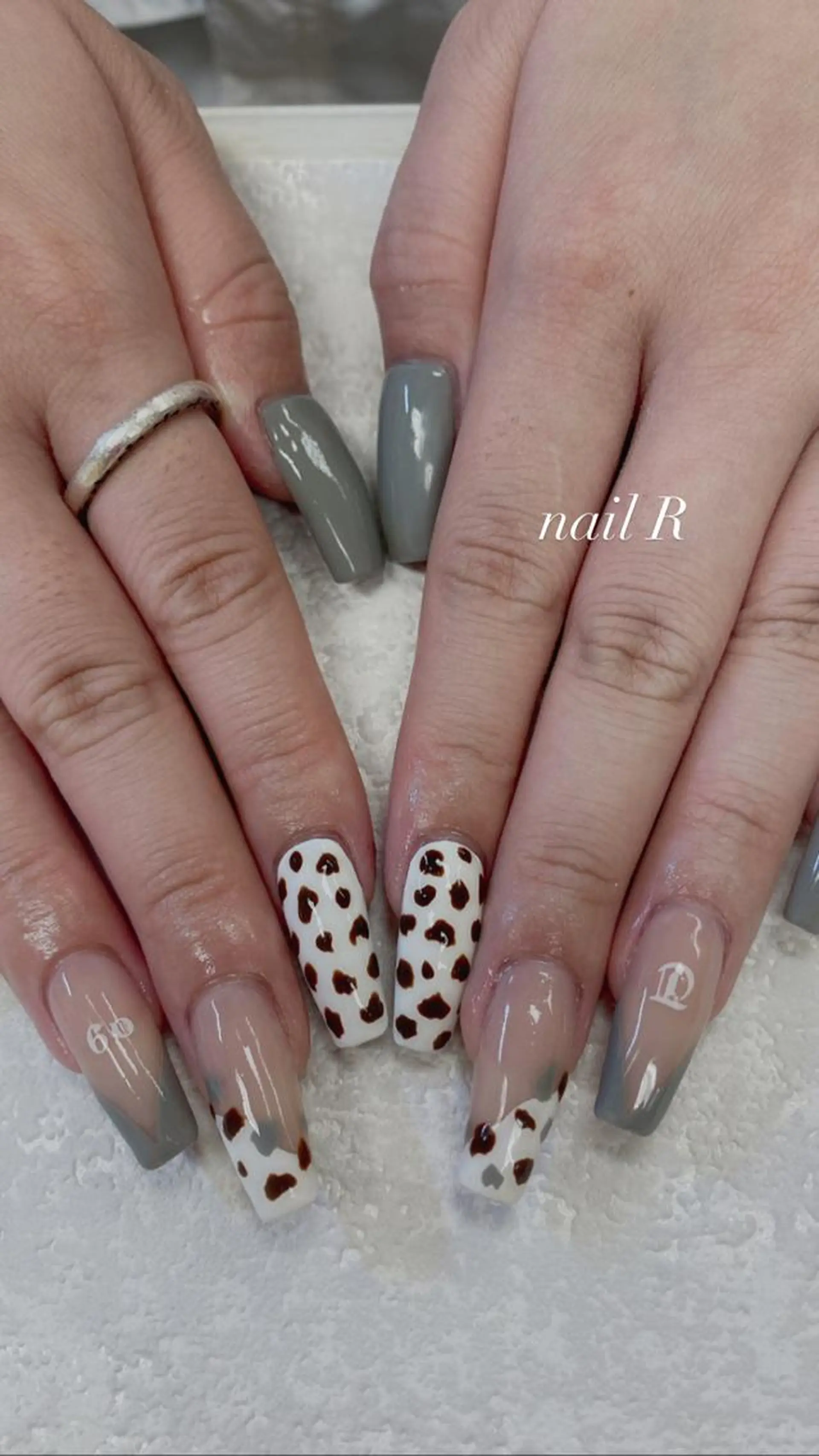 セミロング ハンドネイル JNA認定講師🌸 RIEのネイルデザイン