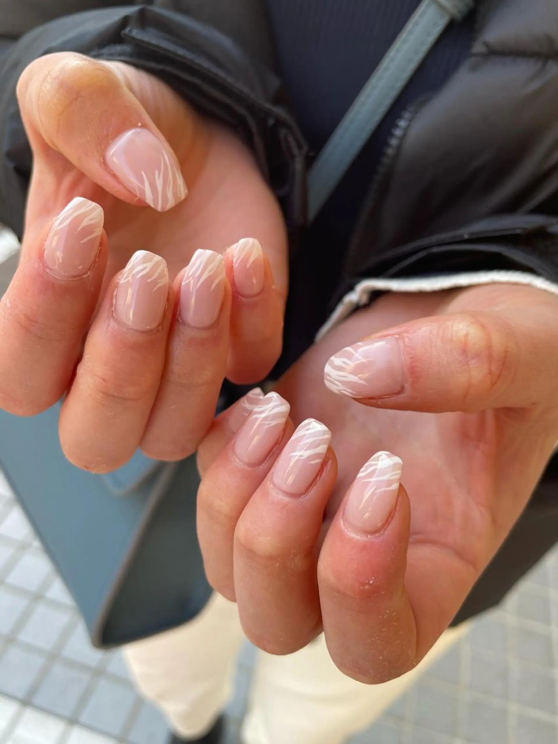 ネイル アートネイル フレンチネイル ジェルネイル ガラスフレンチ グラデーション Me d'eau所属・Me d'eau Rinaのネイルデザイン