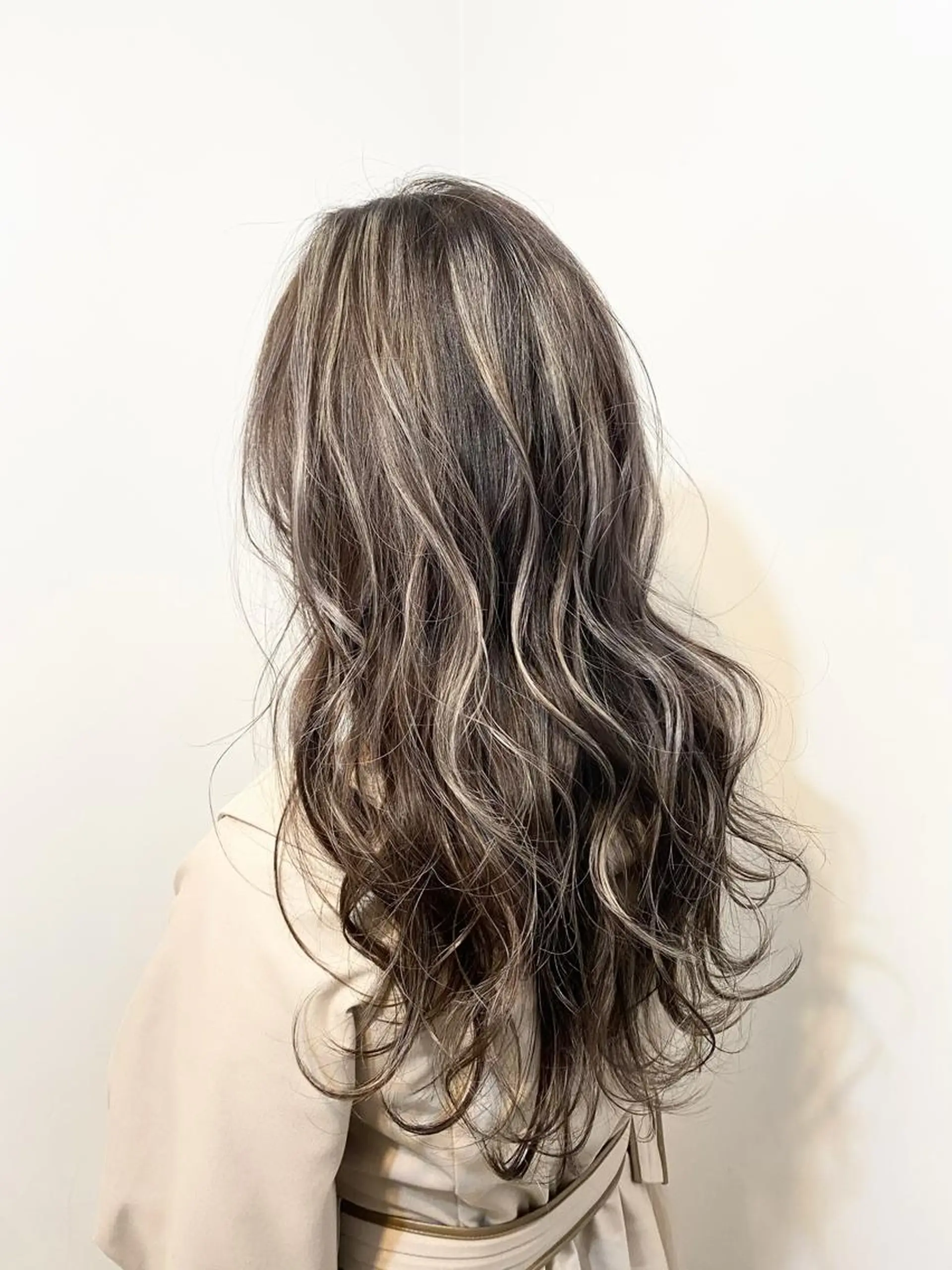 ロング ブリーチ毛対応酸性 ストレート🌈サキのヘアスタイル