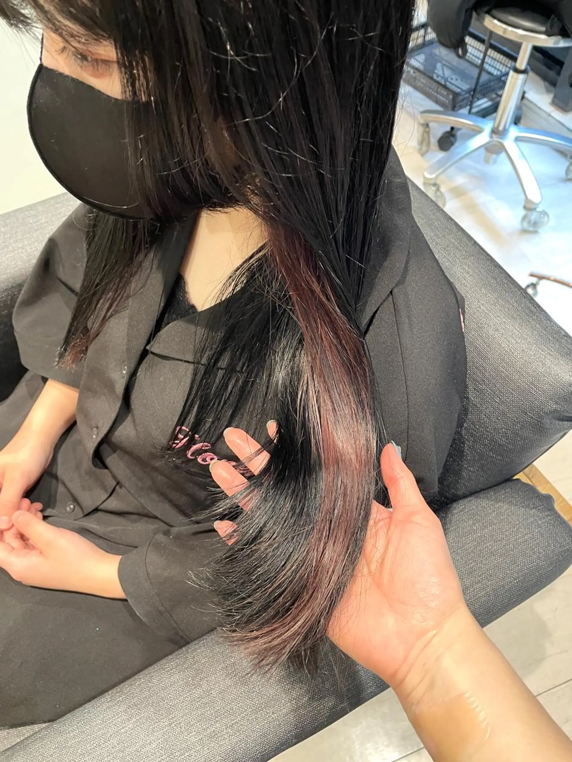 セミロング コトネ🫧 韓国風レイヤーカットのヘアスタイル