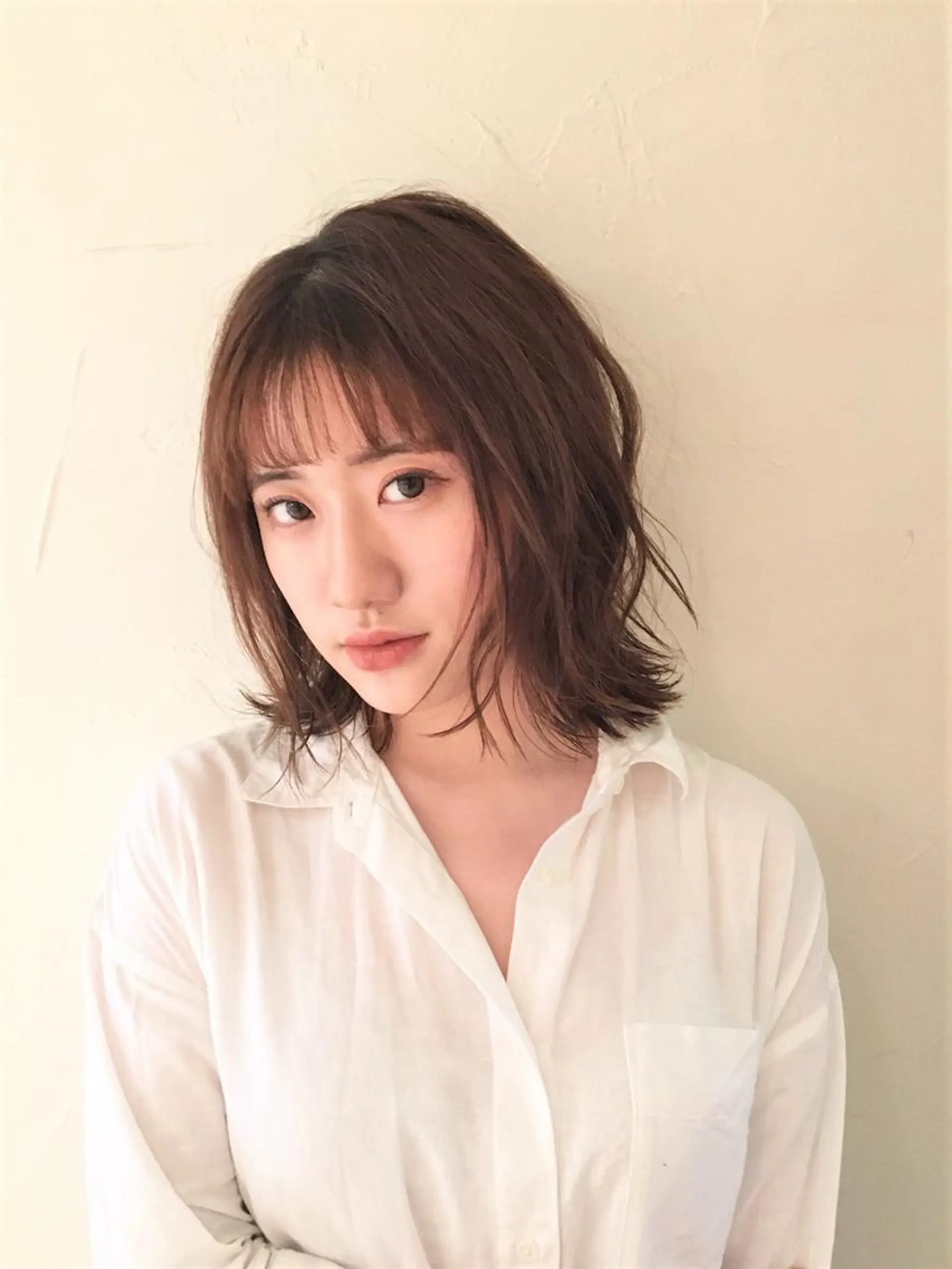 ミディアム historico所属・シマダ アユミのヘアスタイル