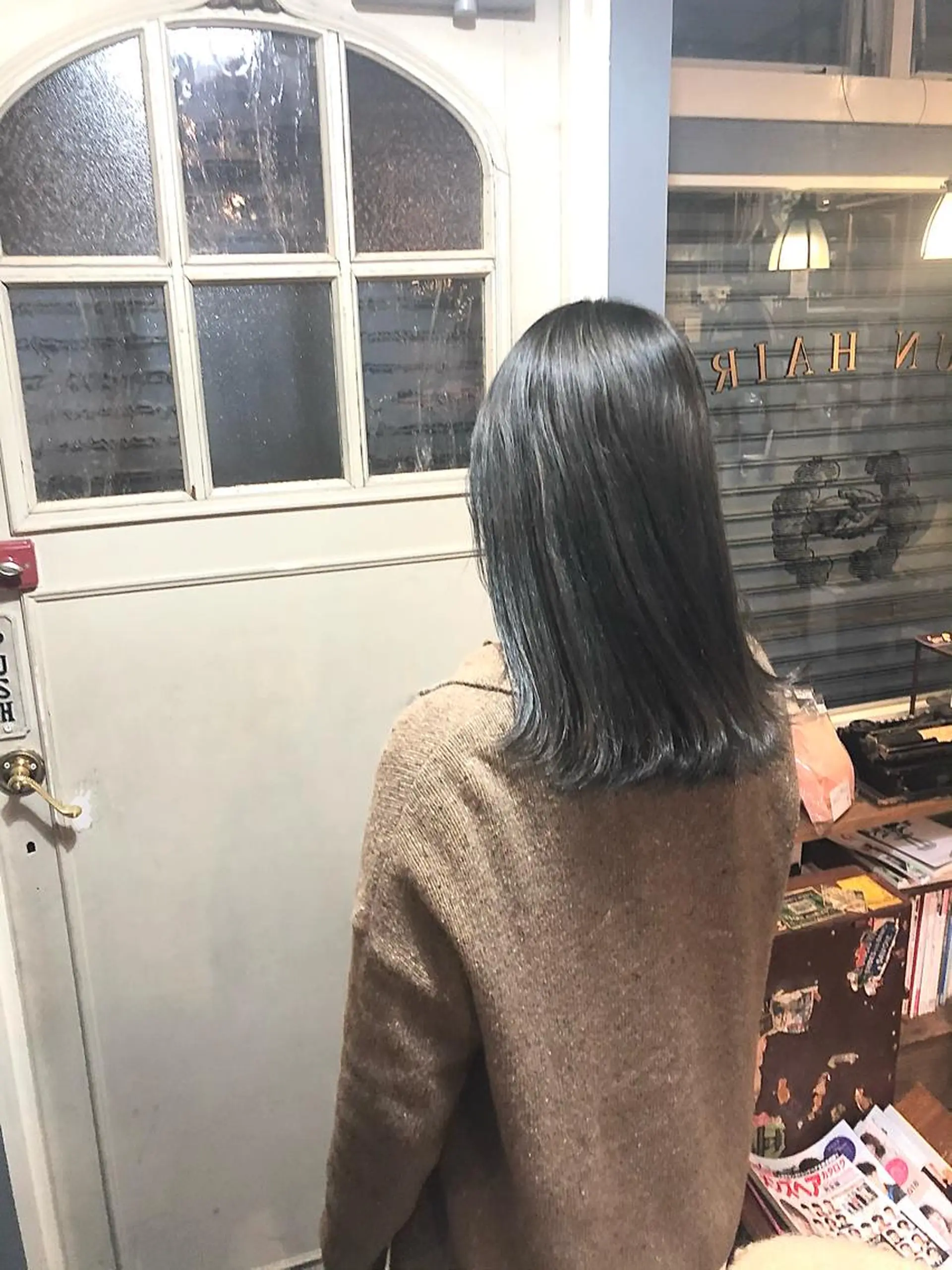 ミディアム ハイライト ヤスザトアヤノ ／レイヤー／オリーブのヘアスタイル