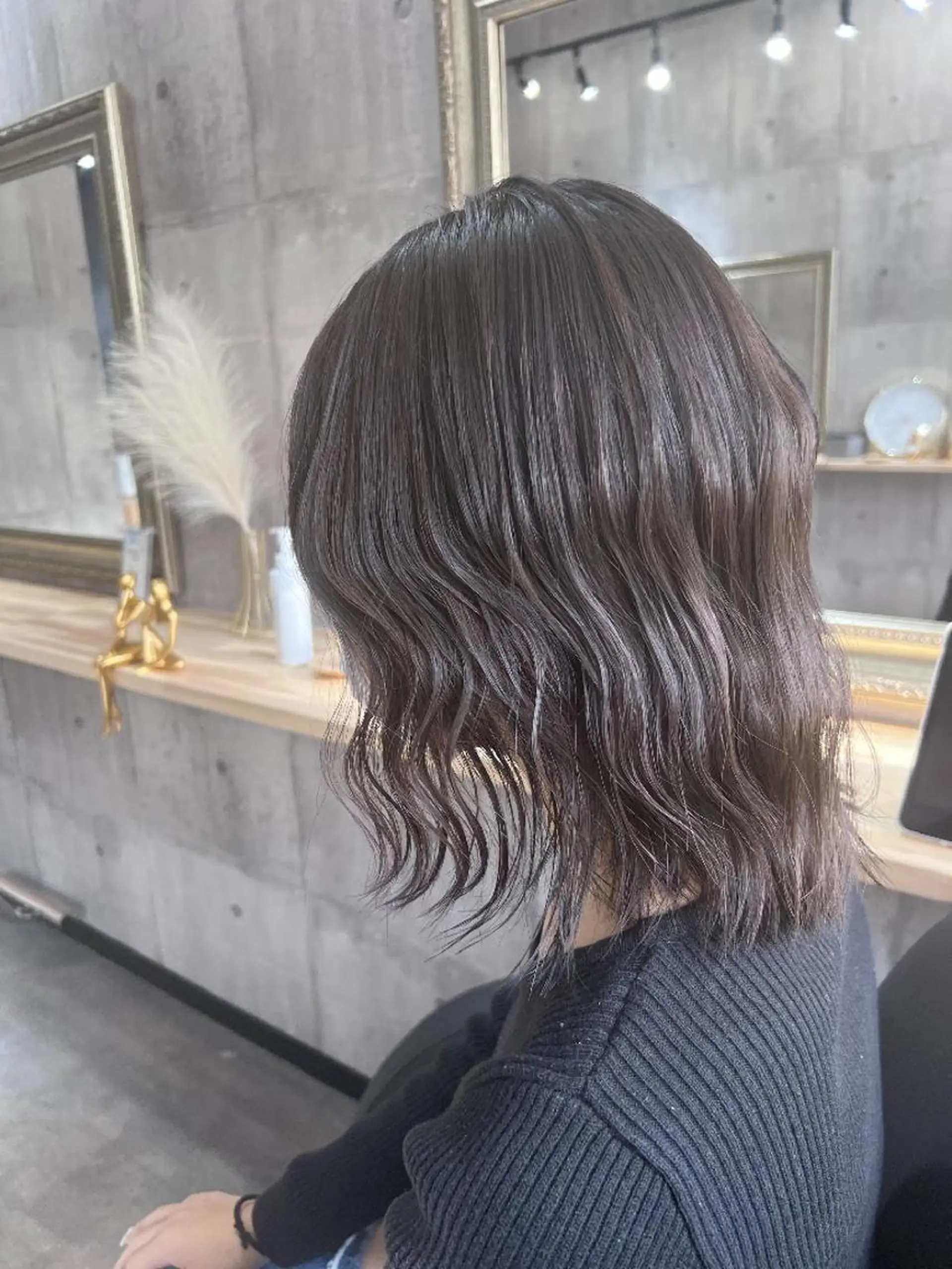 ミディアム サニーサイド大名 ダブルカラー髪質改善のヘアスタイル