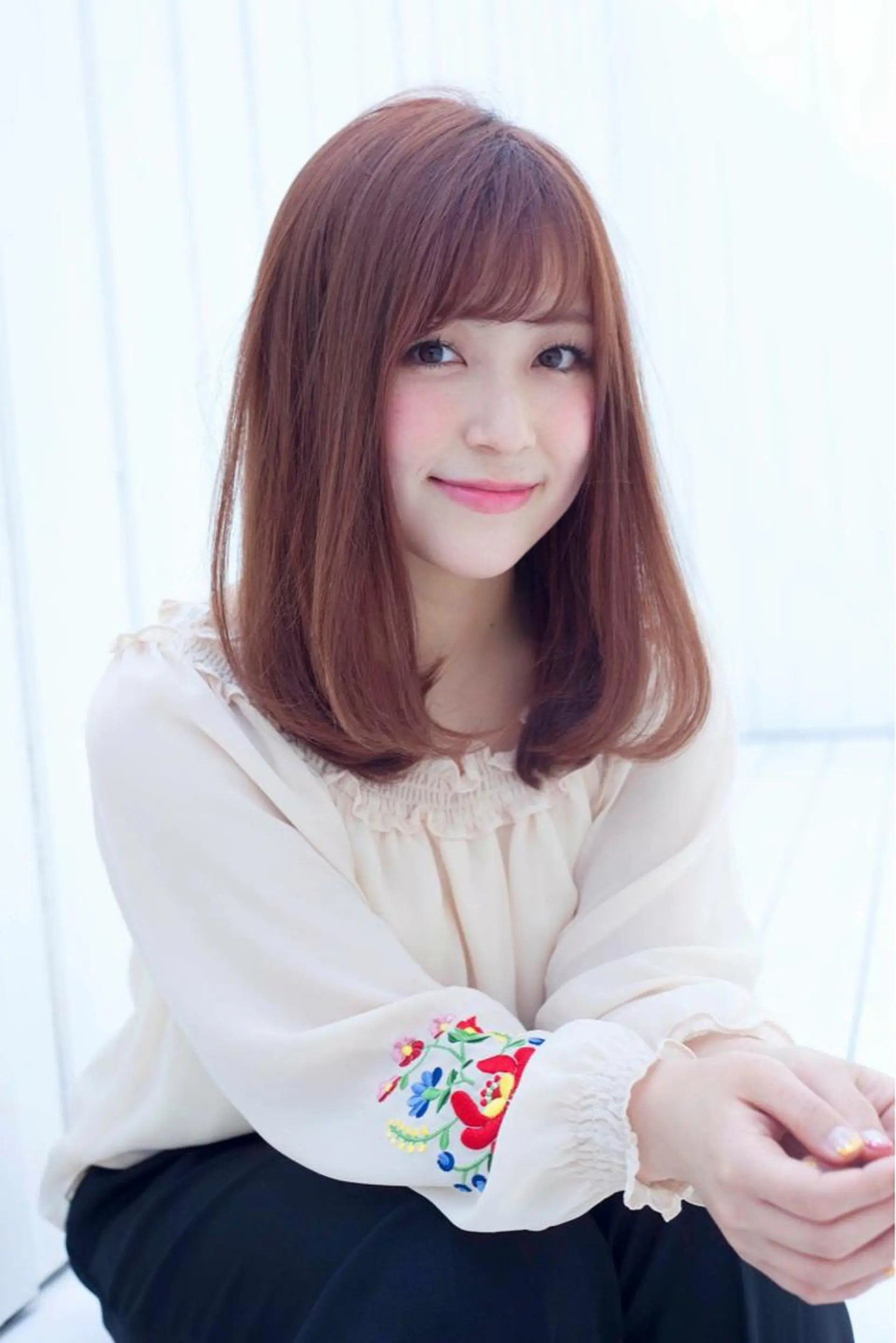 セミロング カラー アッシュ 透明感カラー ピンクカラー ピンクアッシュ FORTE所属・フォルテ青山 カットカラー0円のヘアスタイル