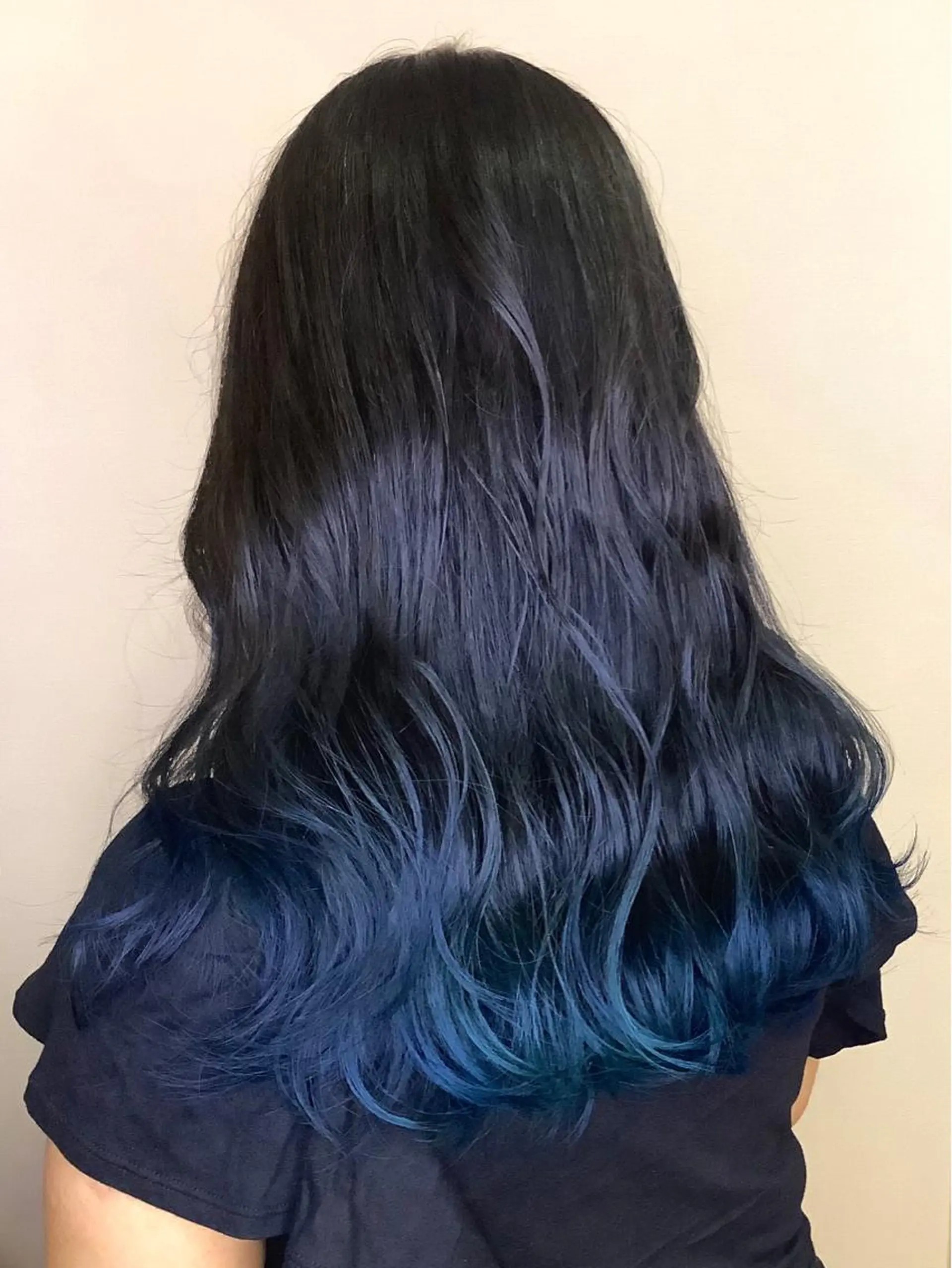 セミロング カラー 透明感カラーブリーチ 🌼シゲモトアヤ🌼のヘアスタイル