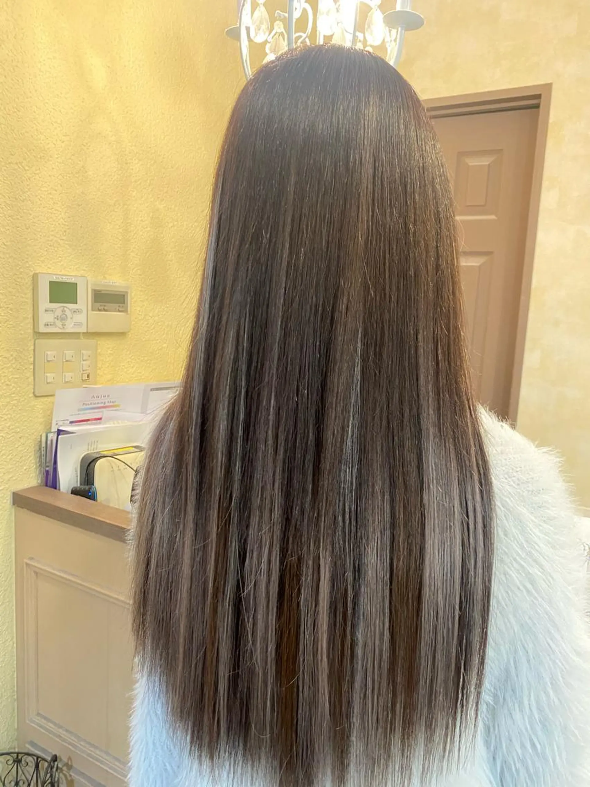 ロング ヘアアレンジ シールエクステ アッシュ エクステ レイヤーカット ロング カット エクステ 田井中 悠紀のヘアスタイル