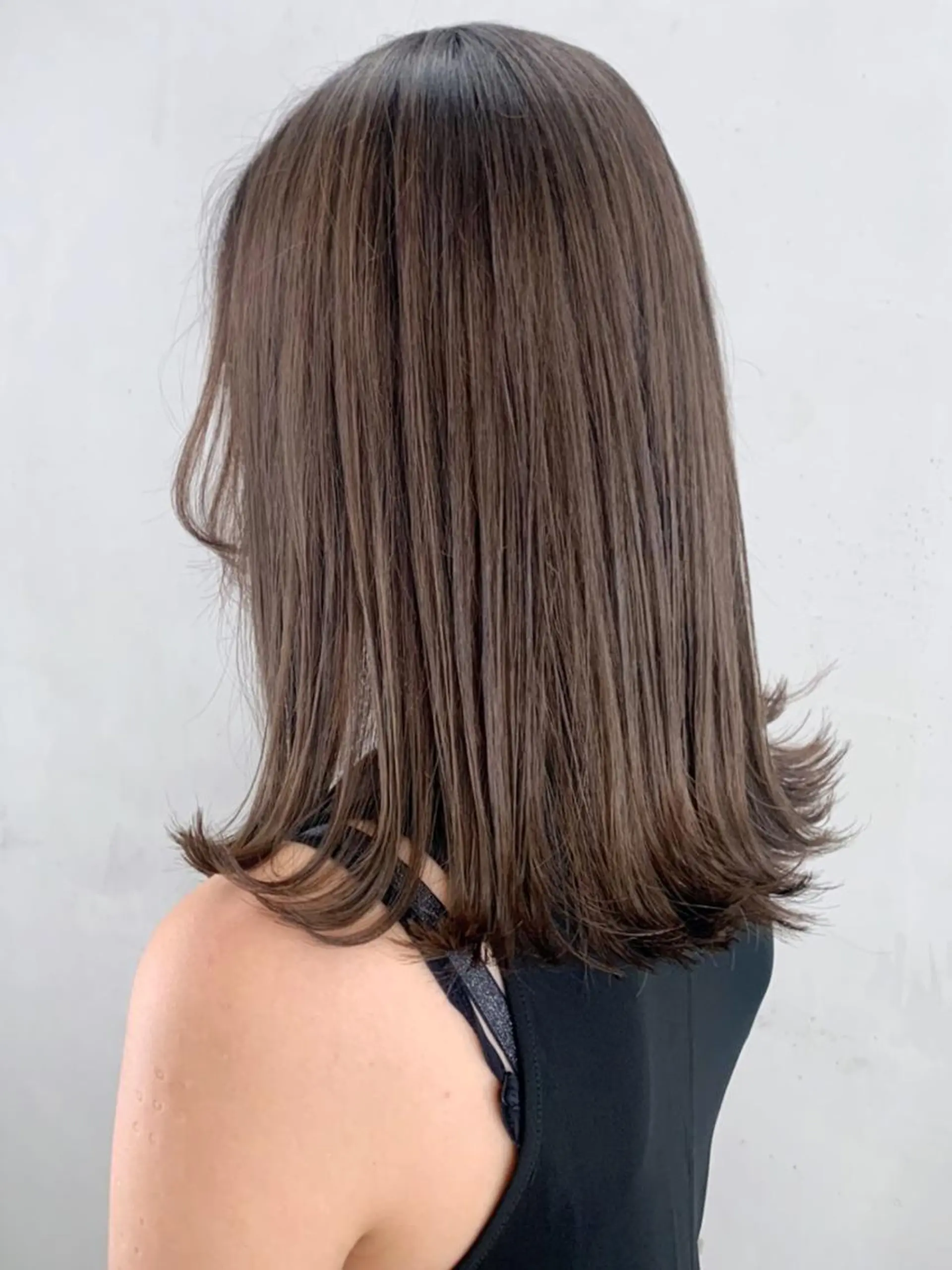 ミディアム カラー パーマ ヘアアレンジ グレージュ ITbyALBUM 中野店のヘアスタイル