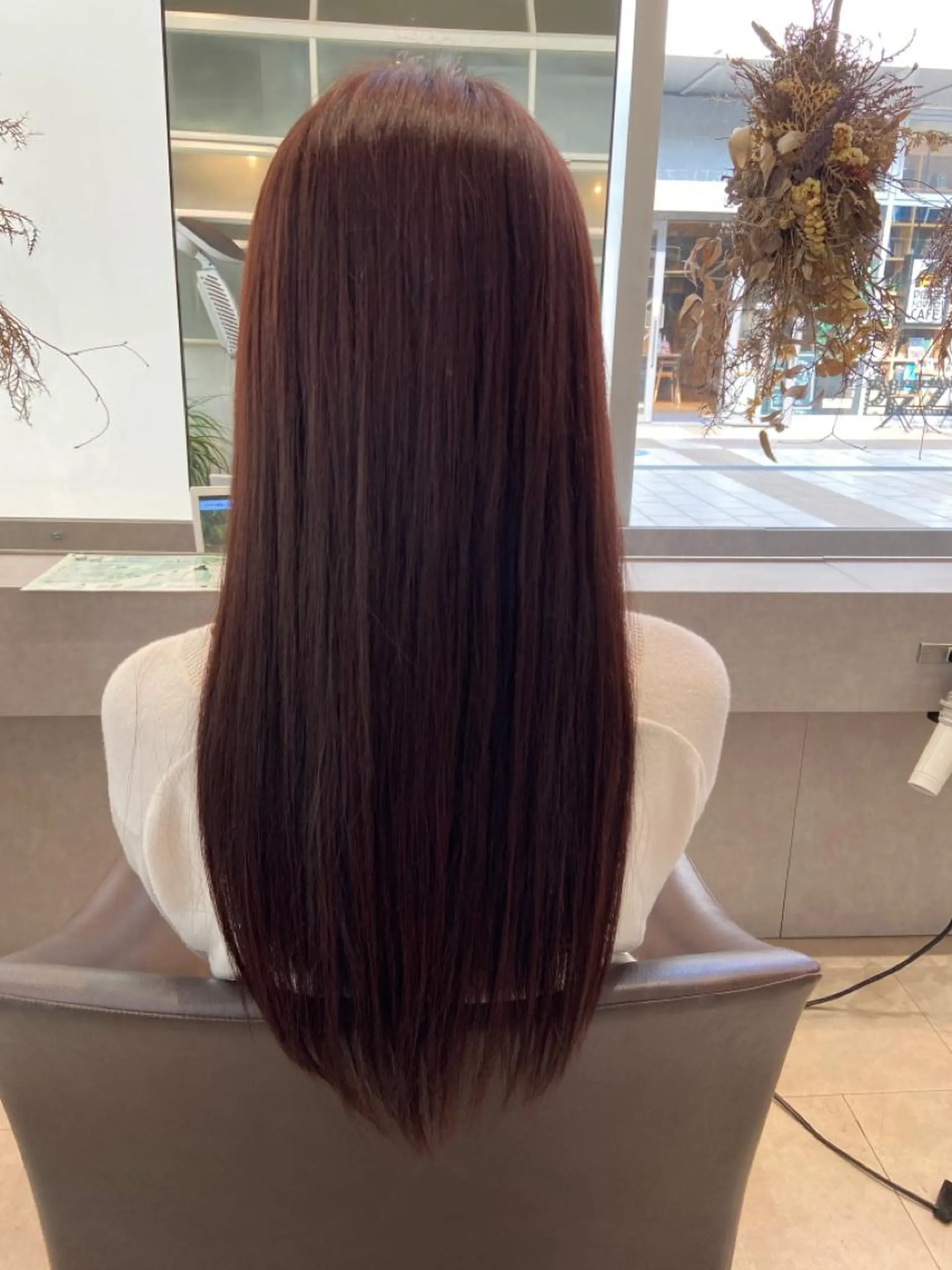 ロング カット ヘアカラー Lolonois 森ノ宮【 yui 】のヘアスタイル