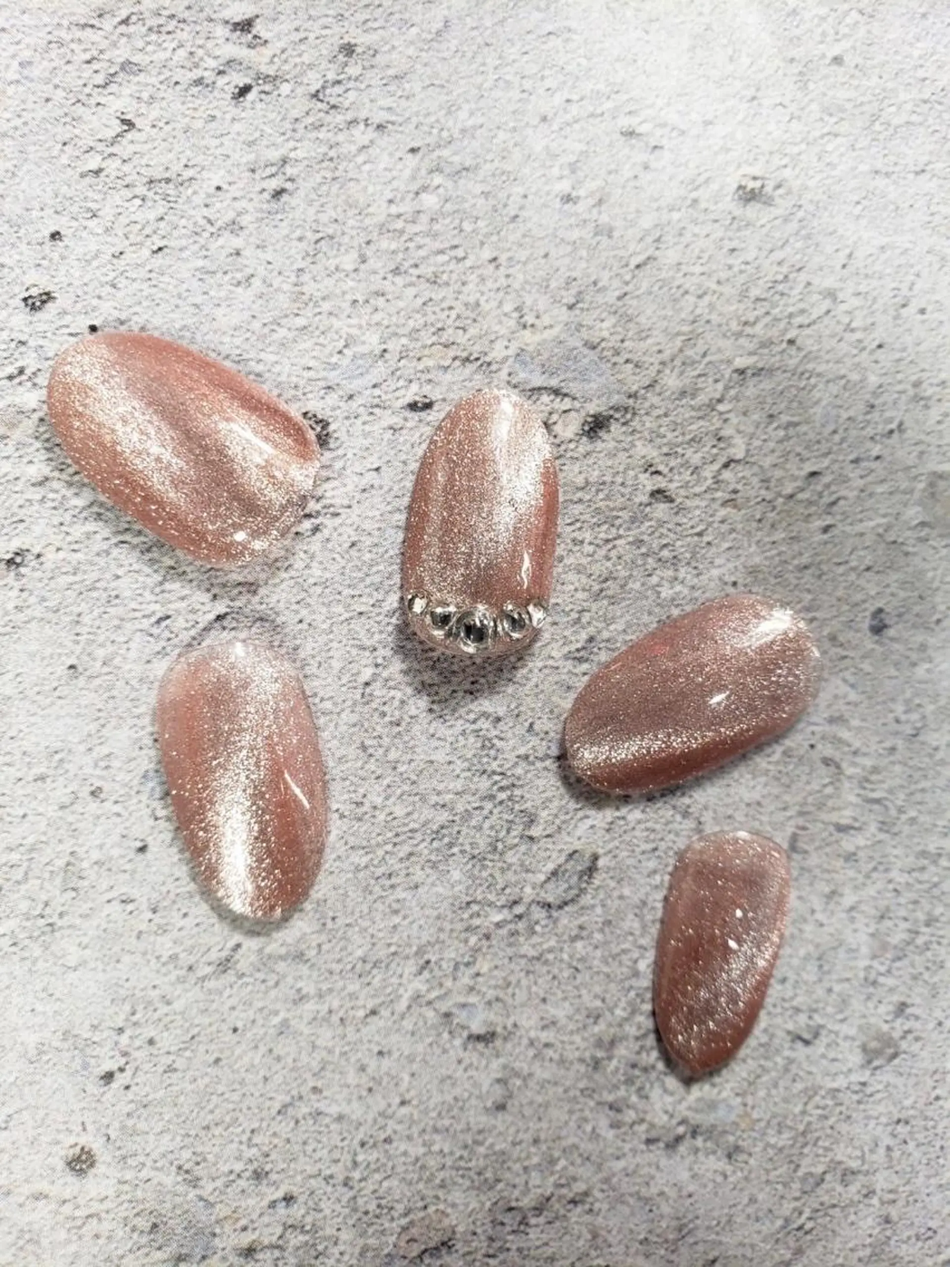 ネイル ハンドネイル BELDAD-ベルダ スチューデントサロンのネイルデザイン