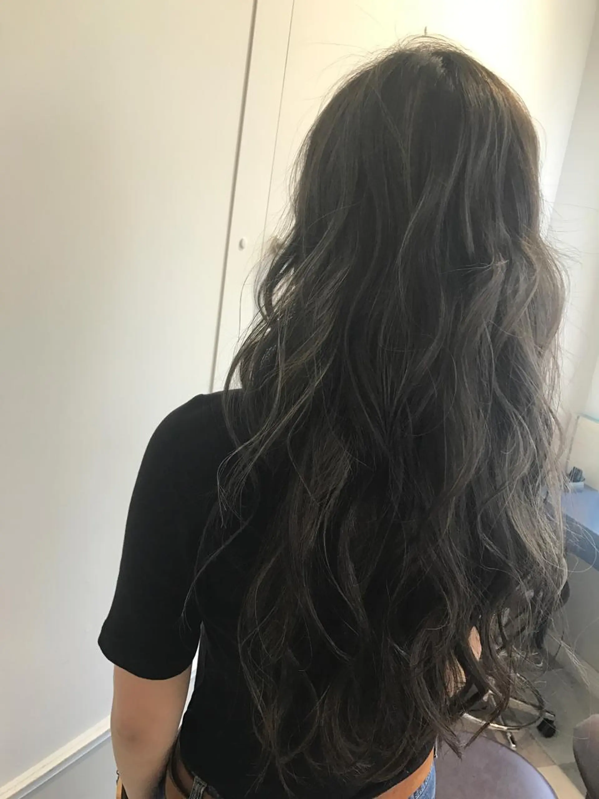 ロング カラー グレージュ ハイライトカラー ハイライト ヤマナカ エリカのヘアスタイル