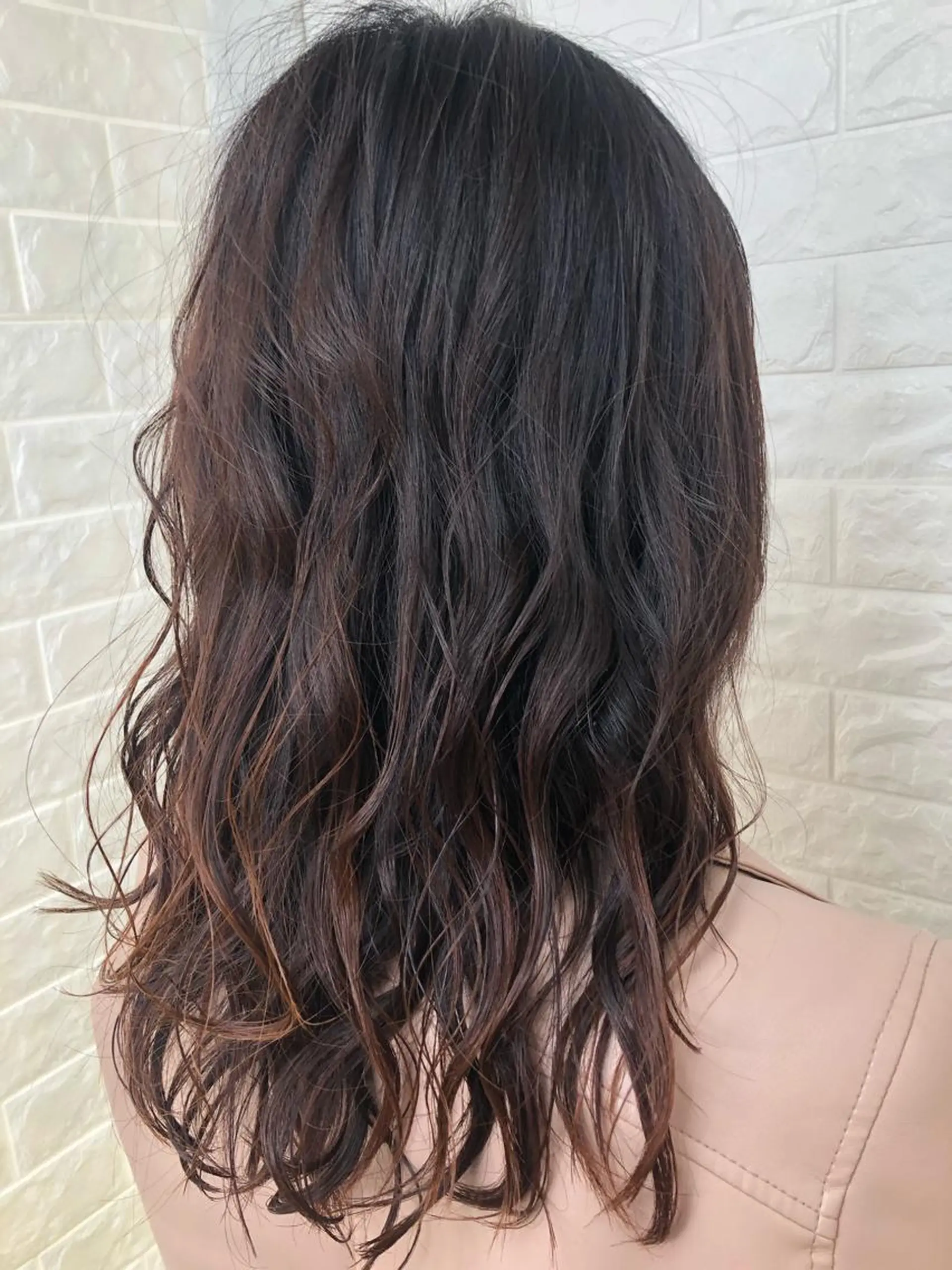 セミロング カラー パーマ/ハイトーン スパイキー/神田正紀のヘアスタイル