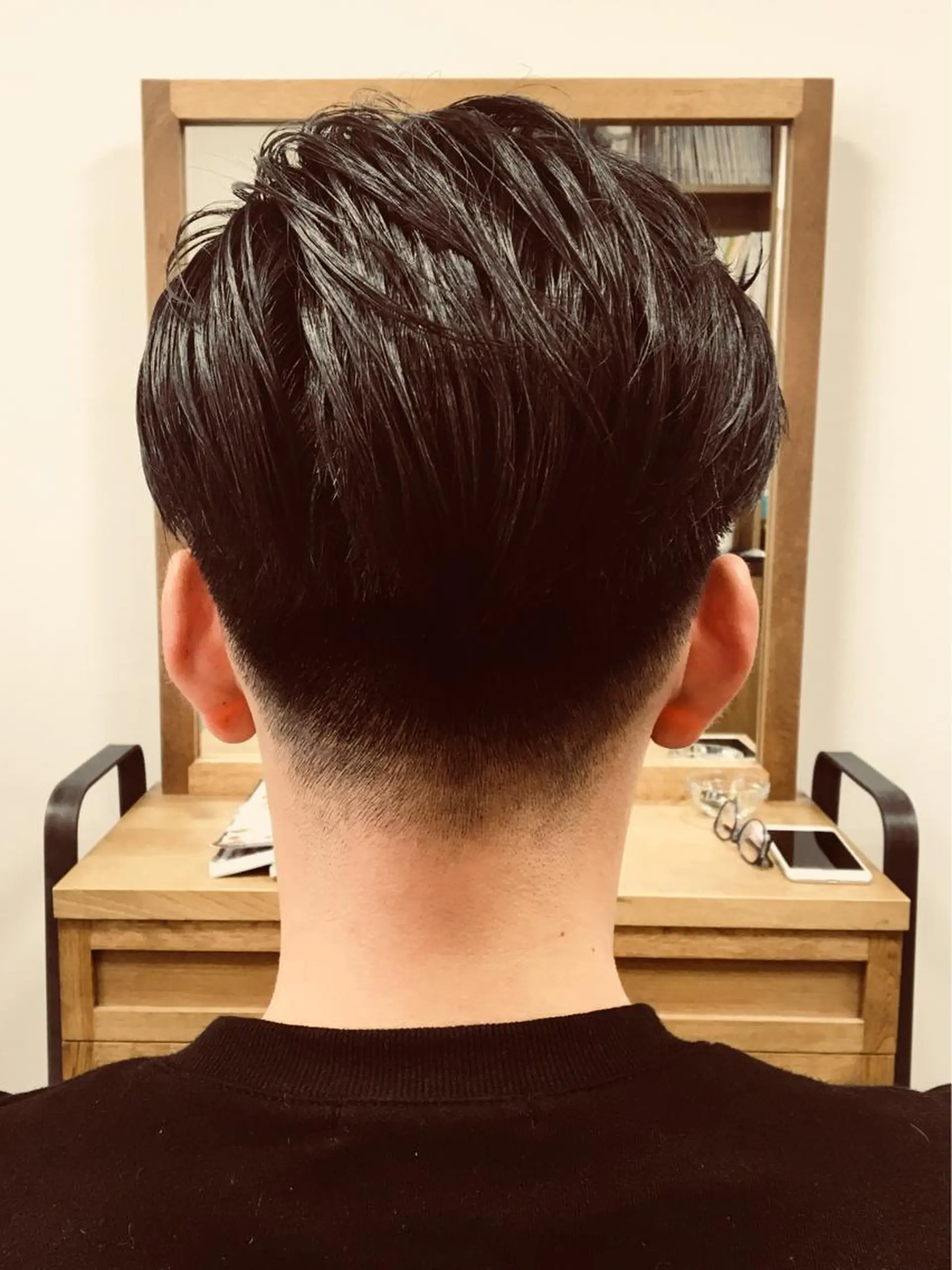 メンズ 刈り上げ カット salon trim所属・米澤 篤志のヘアスタイル