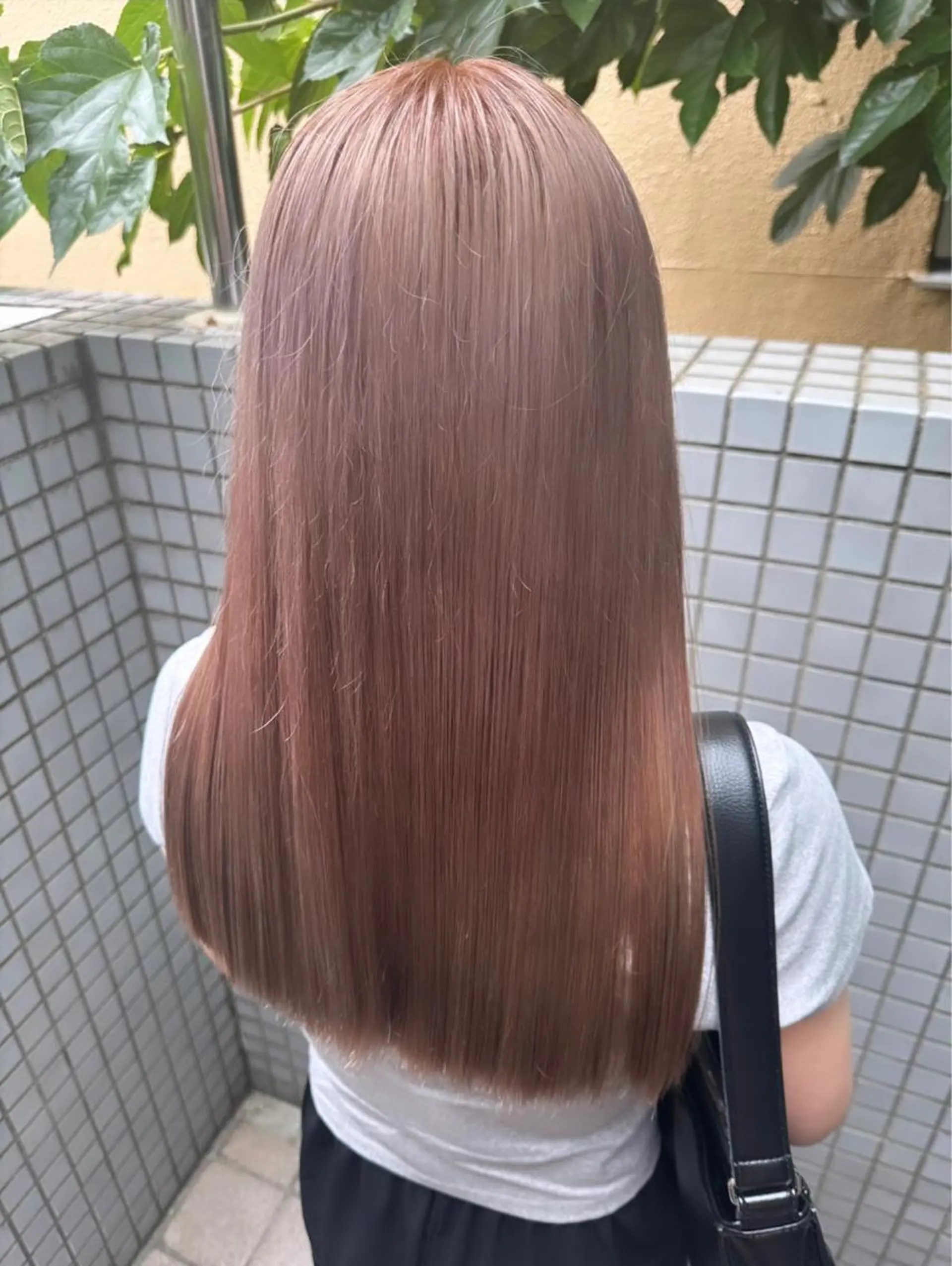 ロング カット ヘアカラー トリートメント Hana ハイトーン🕯🩰のヘアスタイル