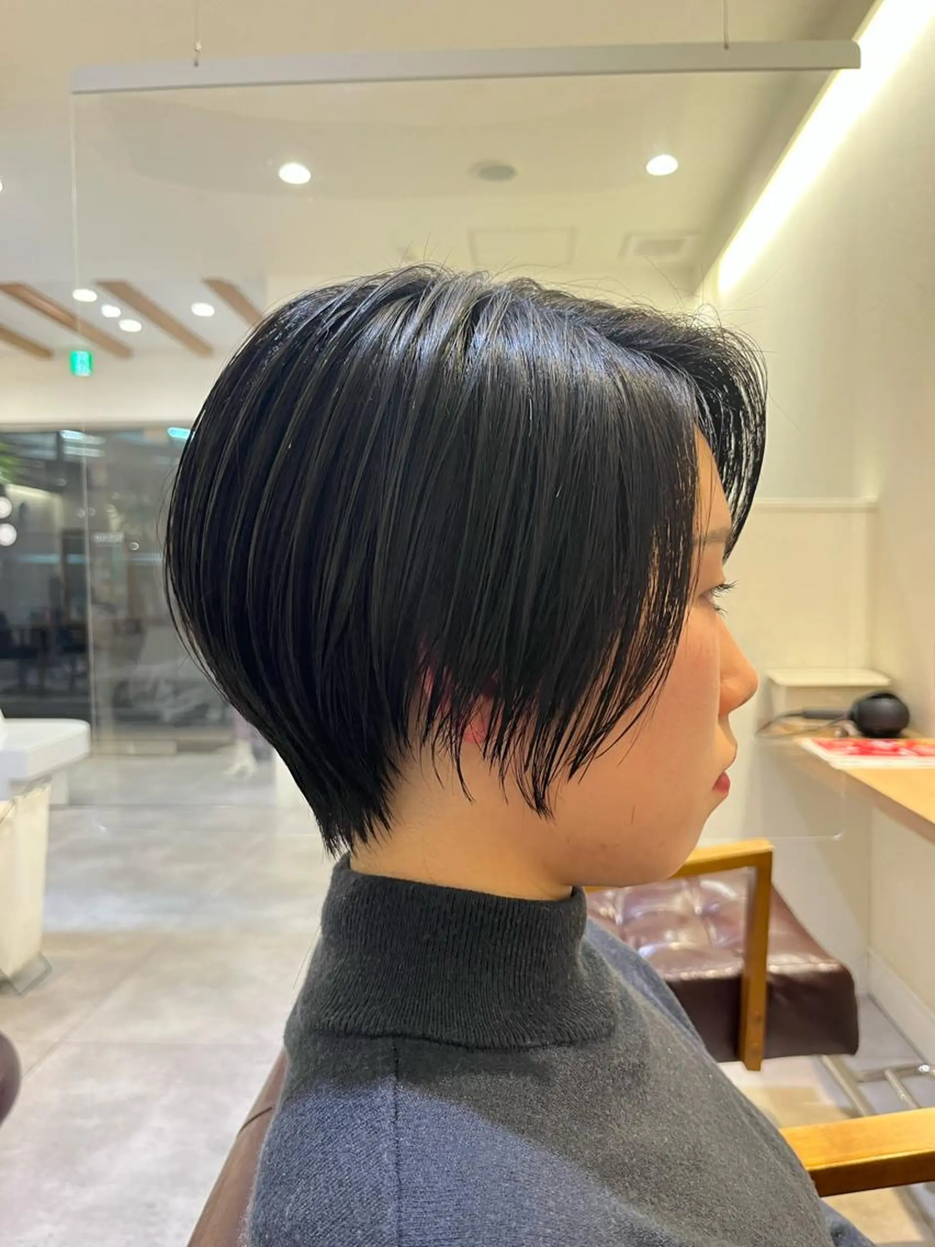 ショート カラー くびれヘア ショートヘア BLENDby happiness所属・KAORU/絹髪 /髪質改善/奈良のヘアスタイル