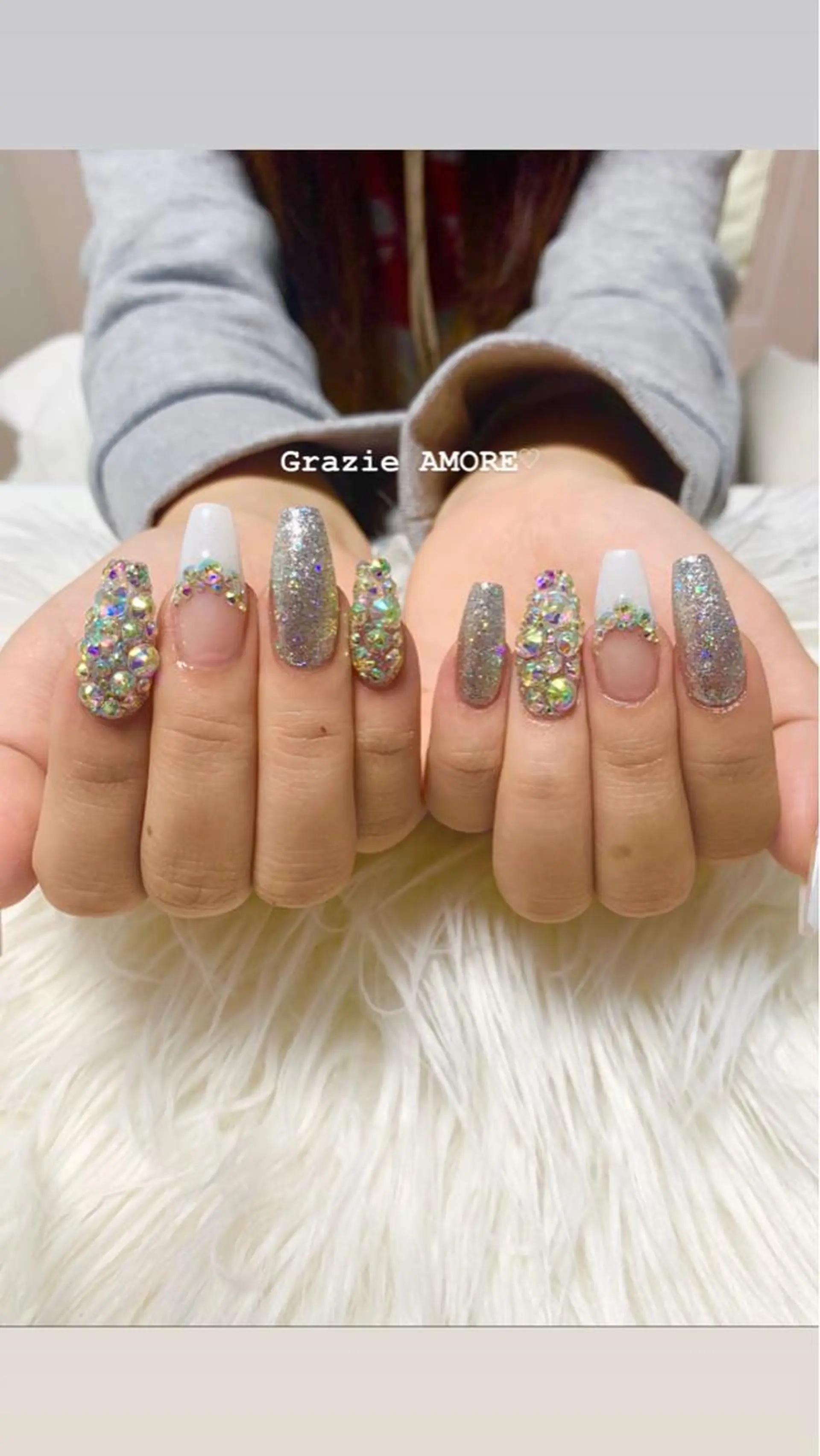 ネイル スカルプネイル ハンドネイル Grazie AMOREのネイルデザイン