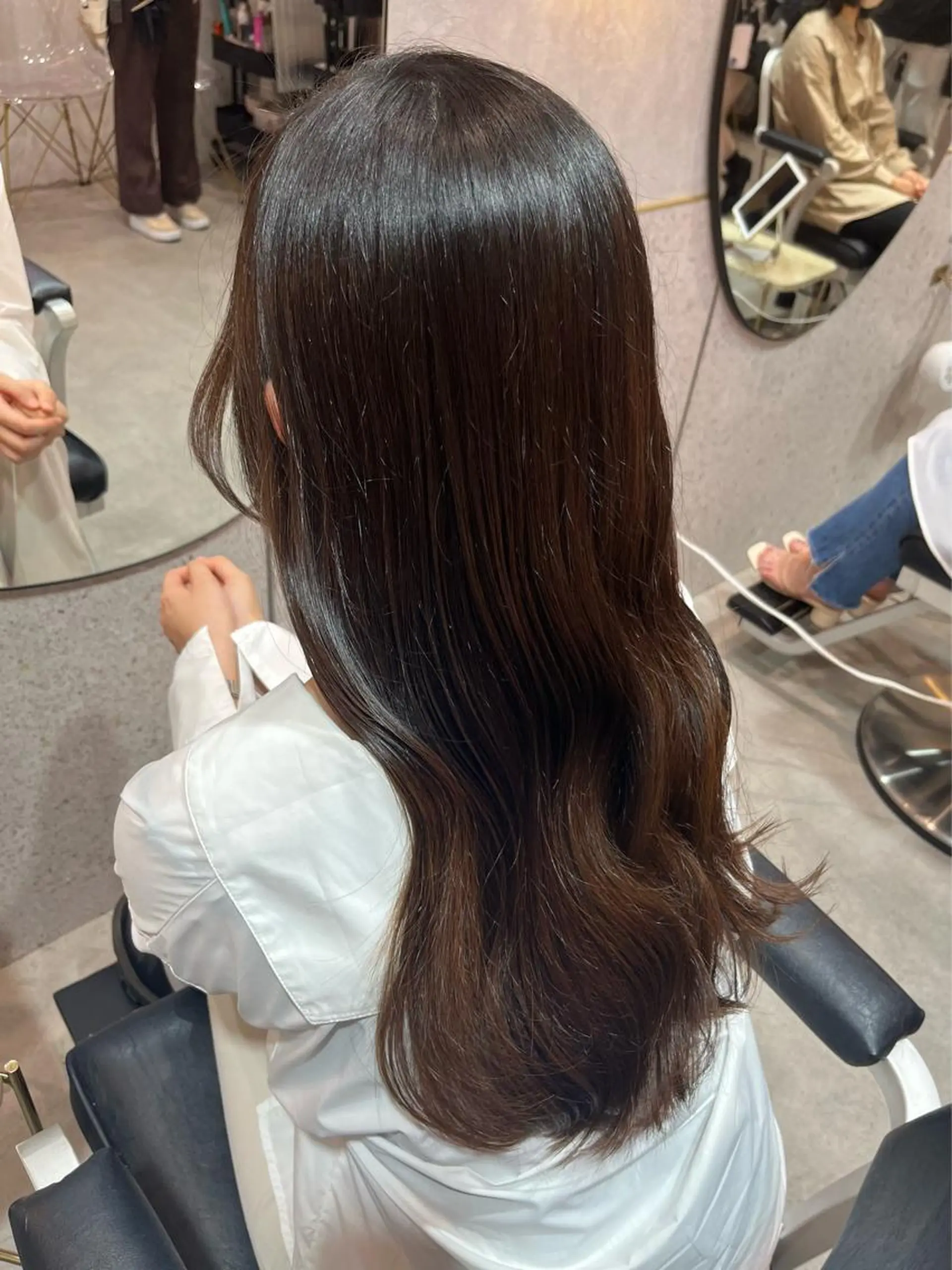 ロング アッシュ オレンジブラウン 顔周りカット 髪質改善 韓国風ヘア Loom.by Sea【新宿】所属・暖色カラー/新宿/韓 国風レイヤー鮫島志穂のヘアスタイル