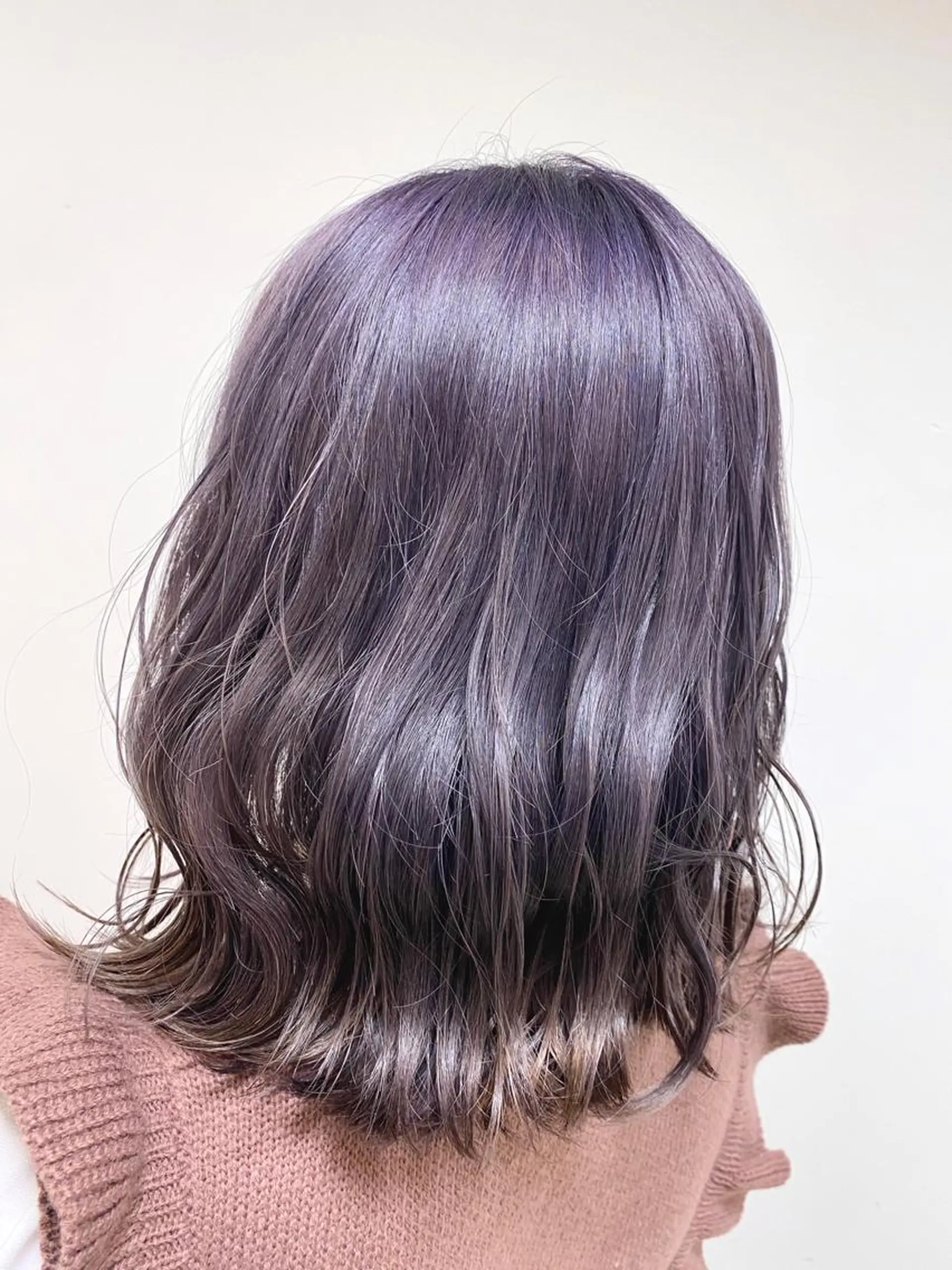 ミディアム カラー ベージュ指名No1 加賀詩織のヘアスタイル