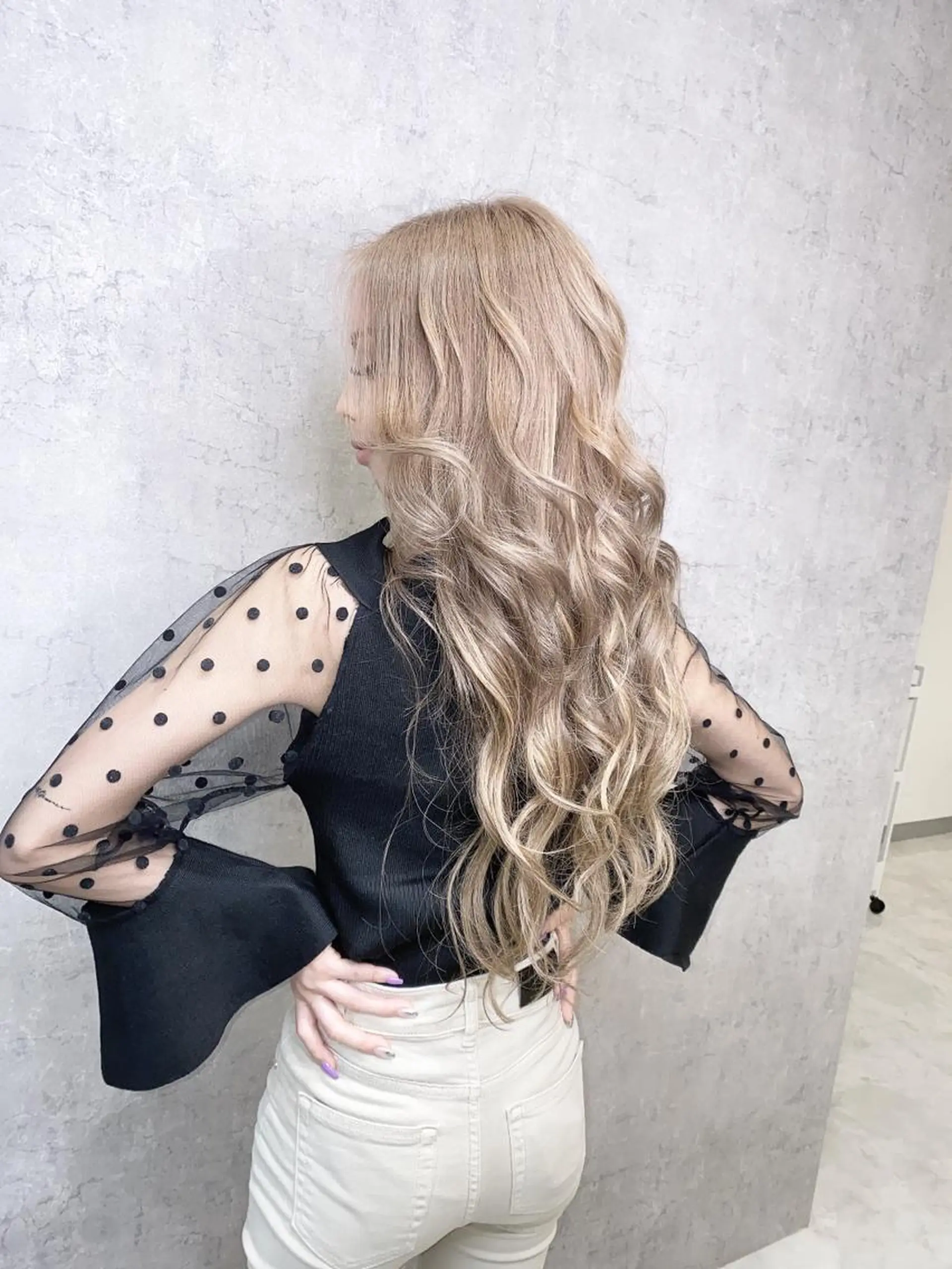 ロング ヘアアレンジ シールエクステ アッシュ エクステ レイヤーカット 【GRIZZ】グリス所属・エクステサロン GRIZZのヘアスタイル