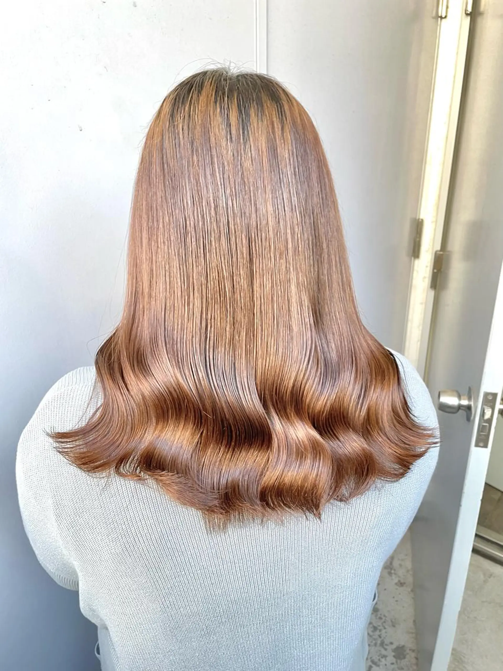 ロング カラー カット ヘアカラー トリートメント ヘッドスパ ヘアセット ベージュカラー💖 やすひろのヘアスタイル