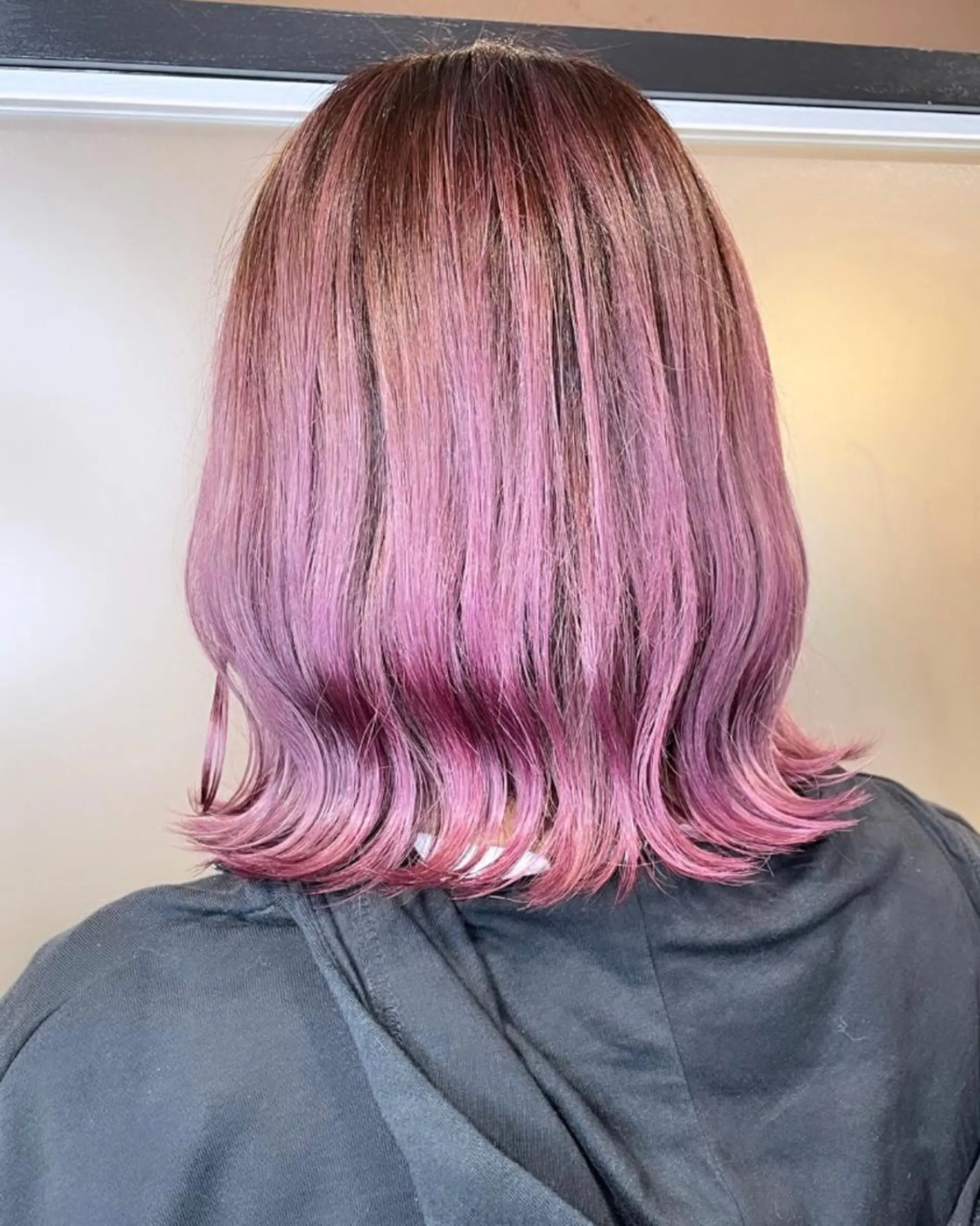 ミディアム カラー ヘアアレンジ ブリーチ カット ヘアカラー トリートメント 💎✨️NoVal by siestaのヘアスタイル