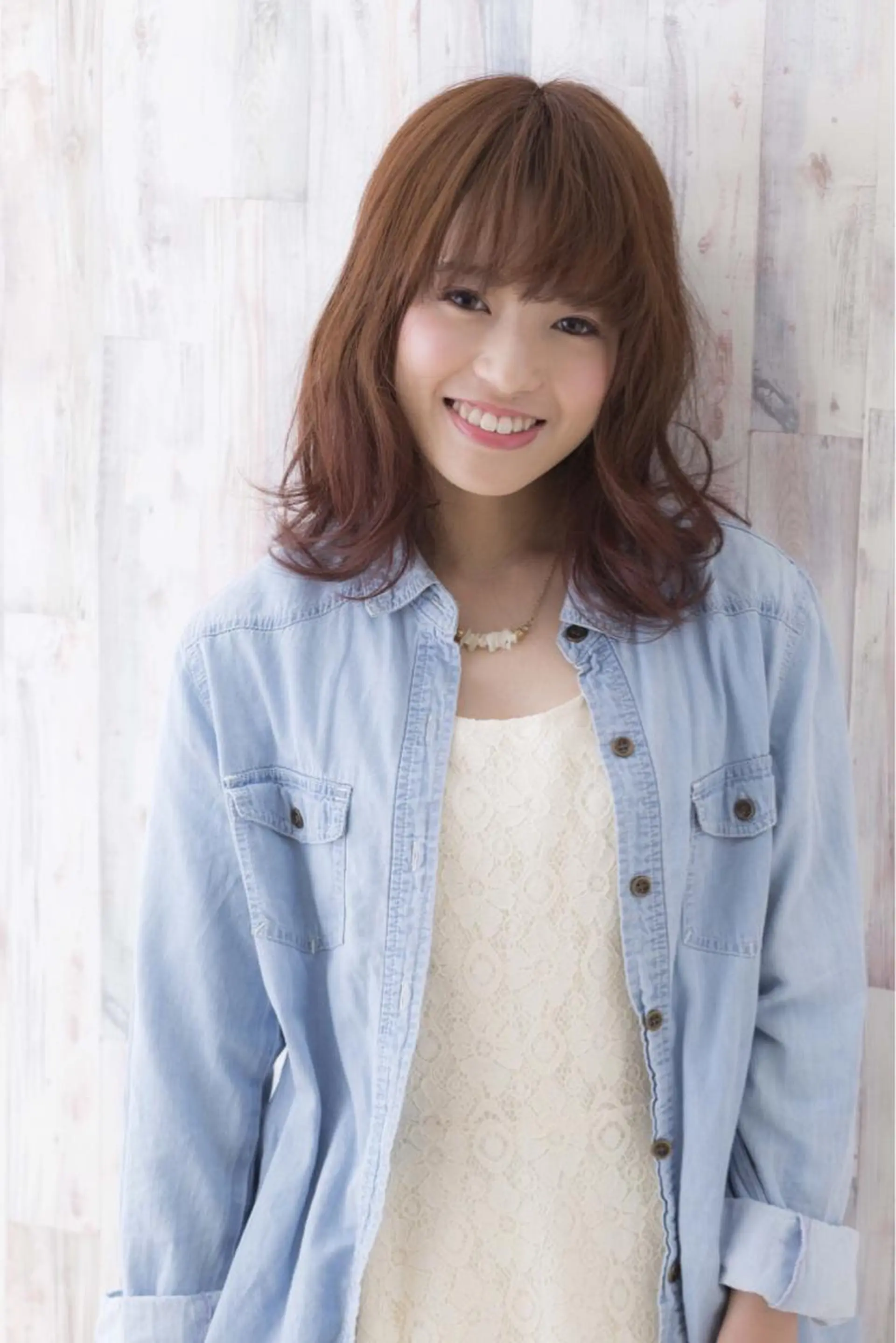 ミディアム カラー パーマ embrace エンブレイスのヘアスタイル