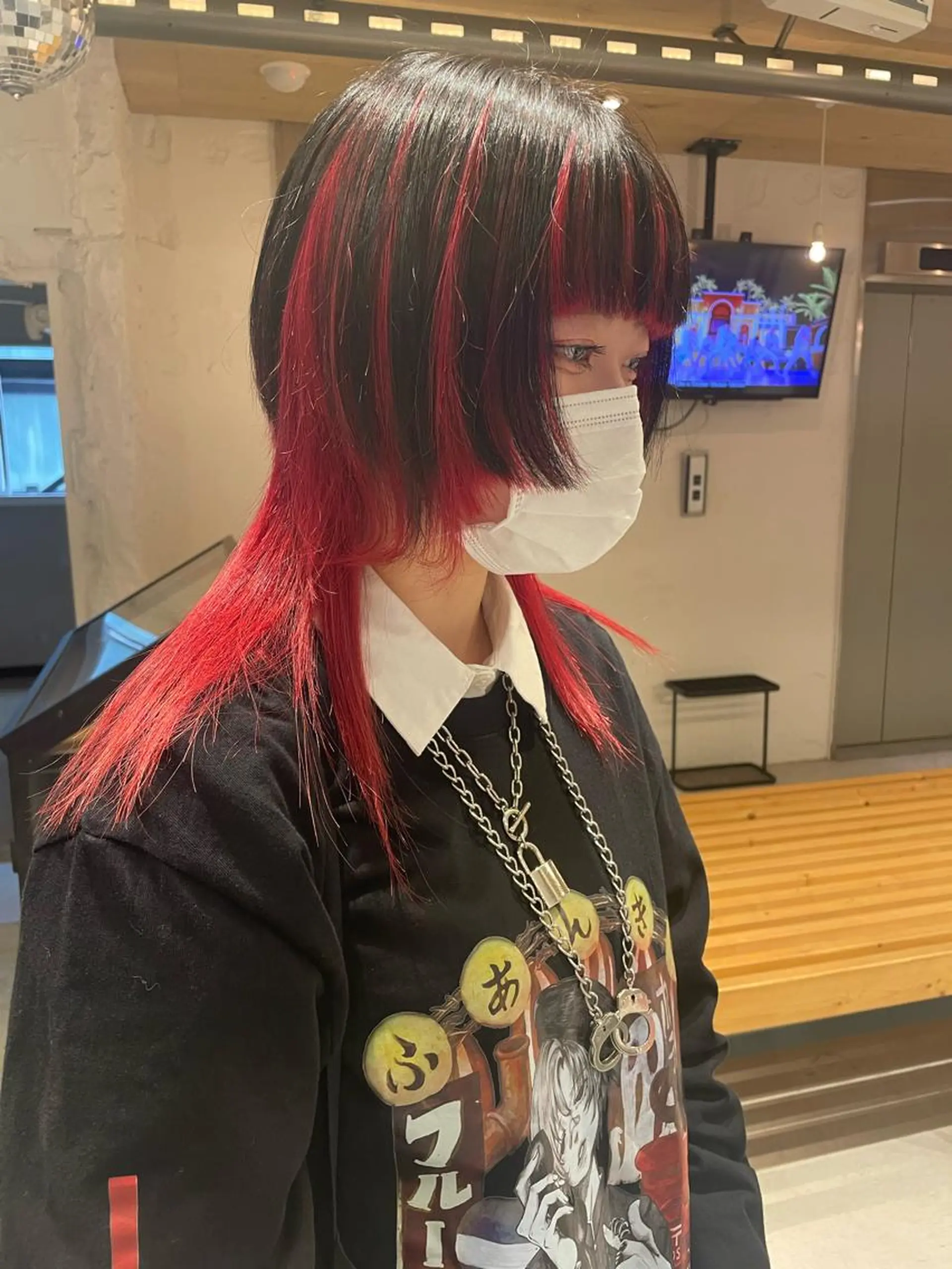 セミロング カラー LUNTY NAMBA所属・艶ハイトーン👑♡ NATSUKIのヘアスタイル