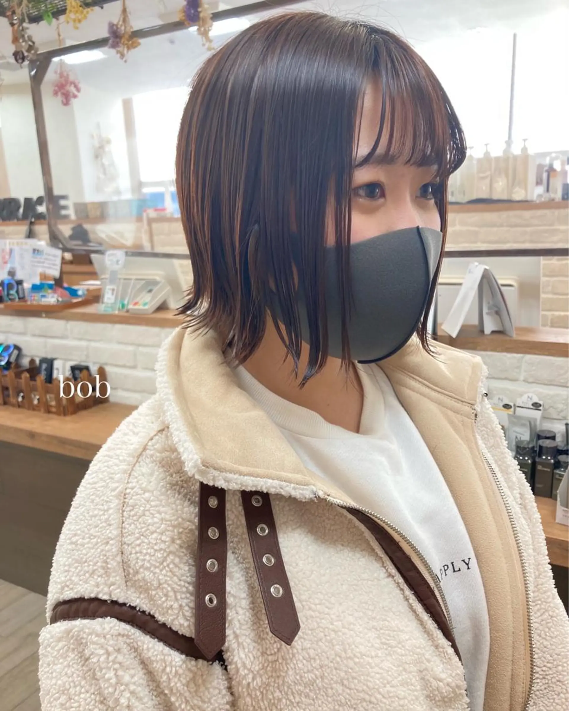 ショート 切りっぱなしボブ ショートボブ ハンサムショート ボブ ショートヘア カット トリートメント 朝がちょっと楽しくな るshort･bobのヘアスタイル