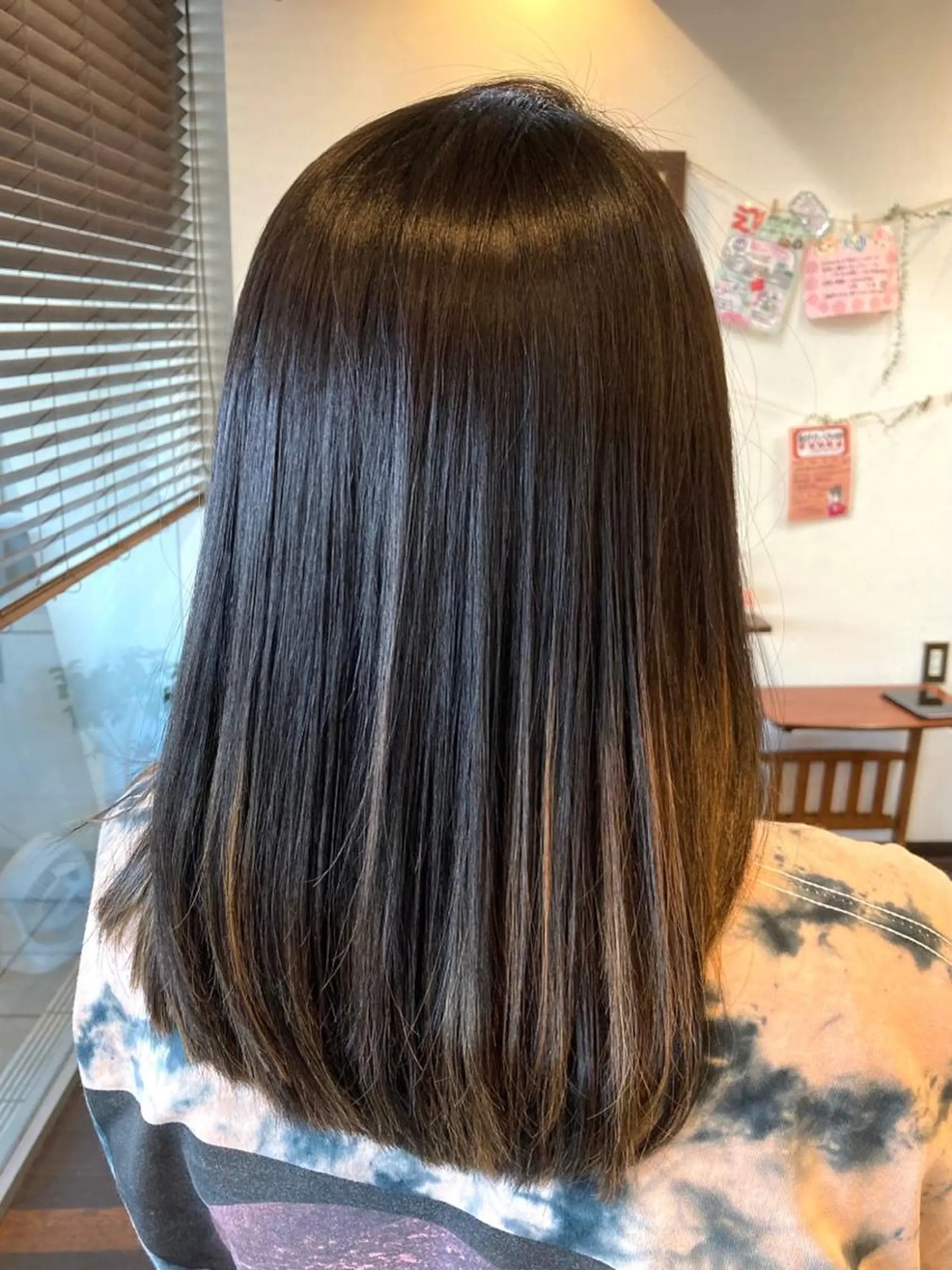 ミディアム 酸性ストレート 美容室 Jフィドルファドル所属・わきた かずなのヘアスタイル