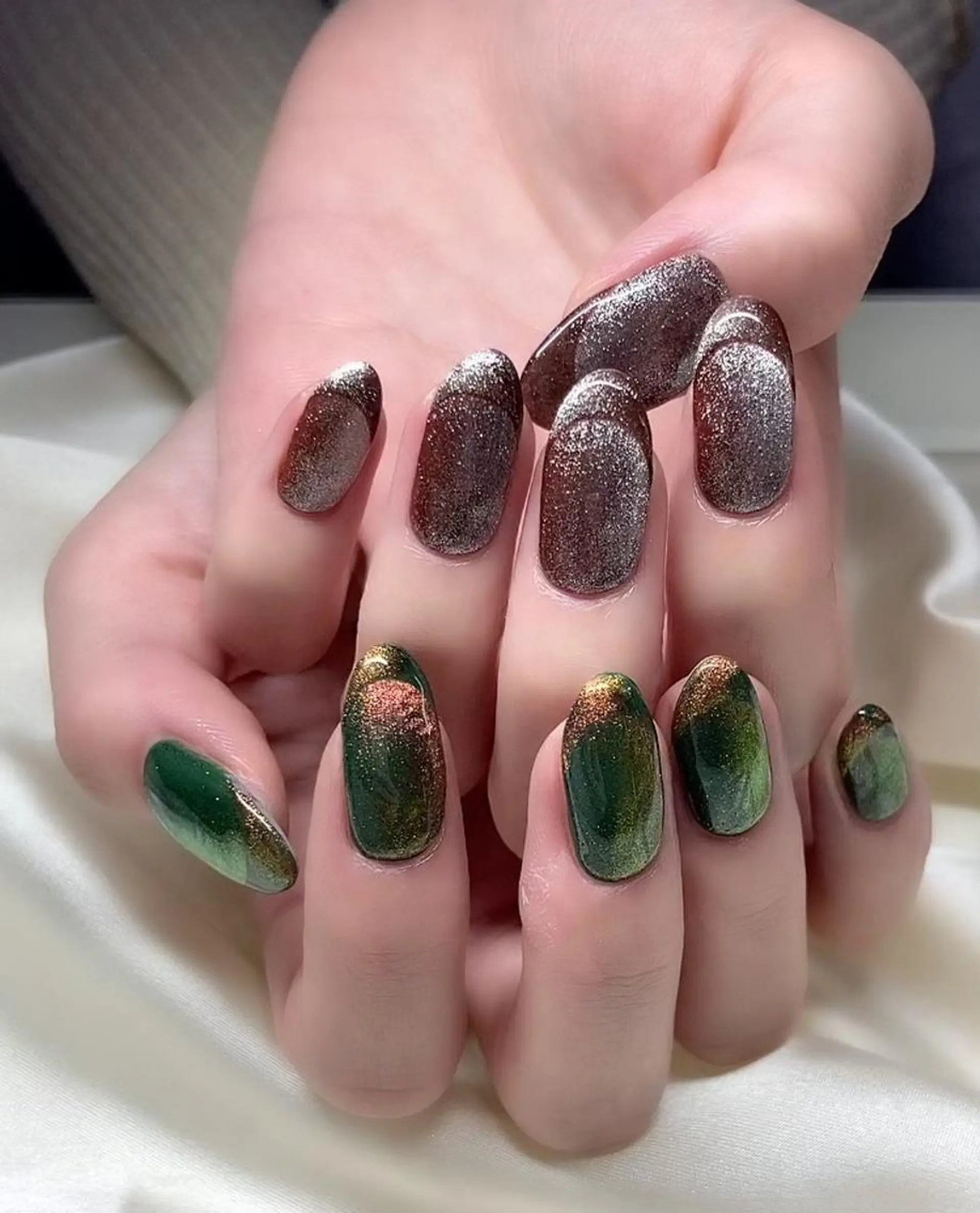 ネイル マツエク・マツパ アイブロウ 眉カラー 韓国風マツエク パリジェンヌラッシュリフト まつげパーマ 長さ出し ハンドネイル Nail&eye Belire 新宿のネイルデザイン