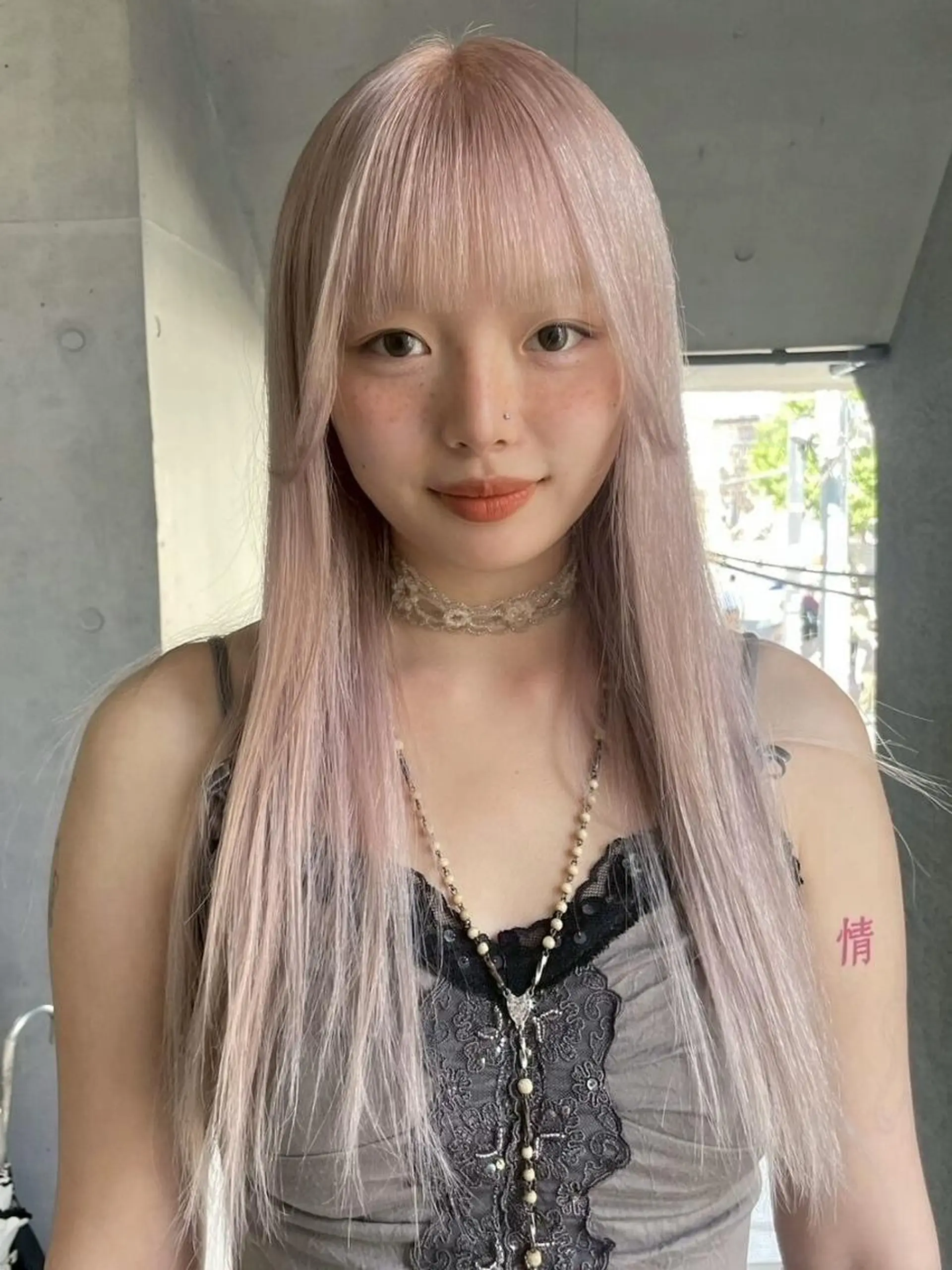 ロング ヘアカラー トリートメント ARCANAブリーチ レイヤーカット/原宿のヘアスタイル