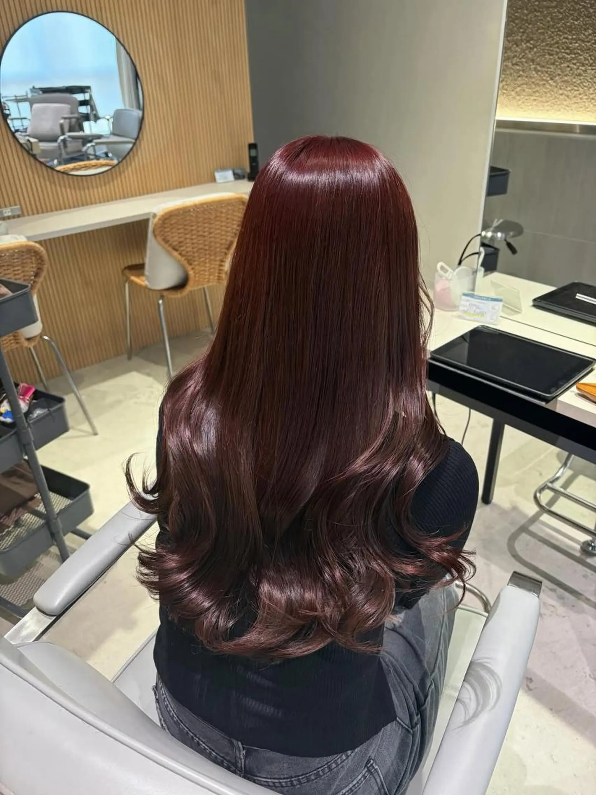 しげ ゆりか/透明感 カラー/顔周りカットのヘアスタイル