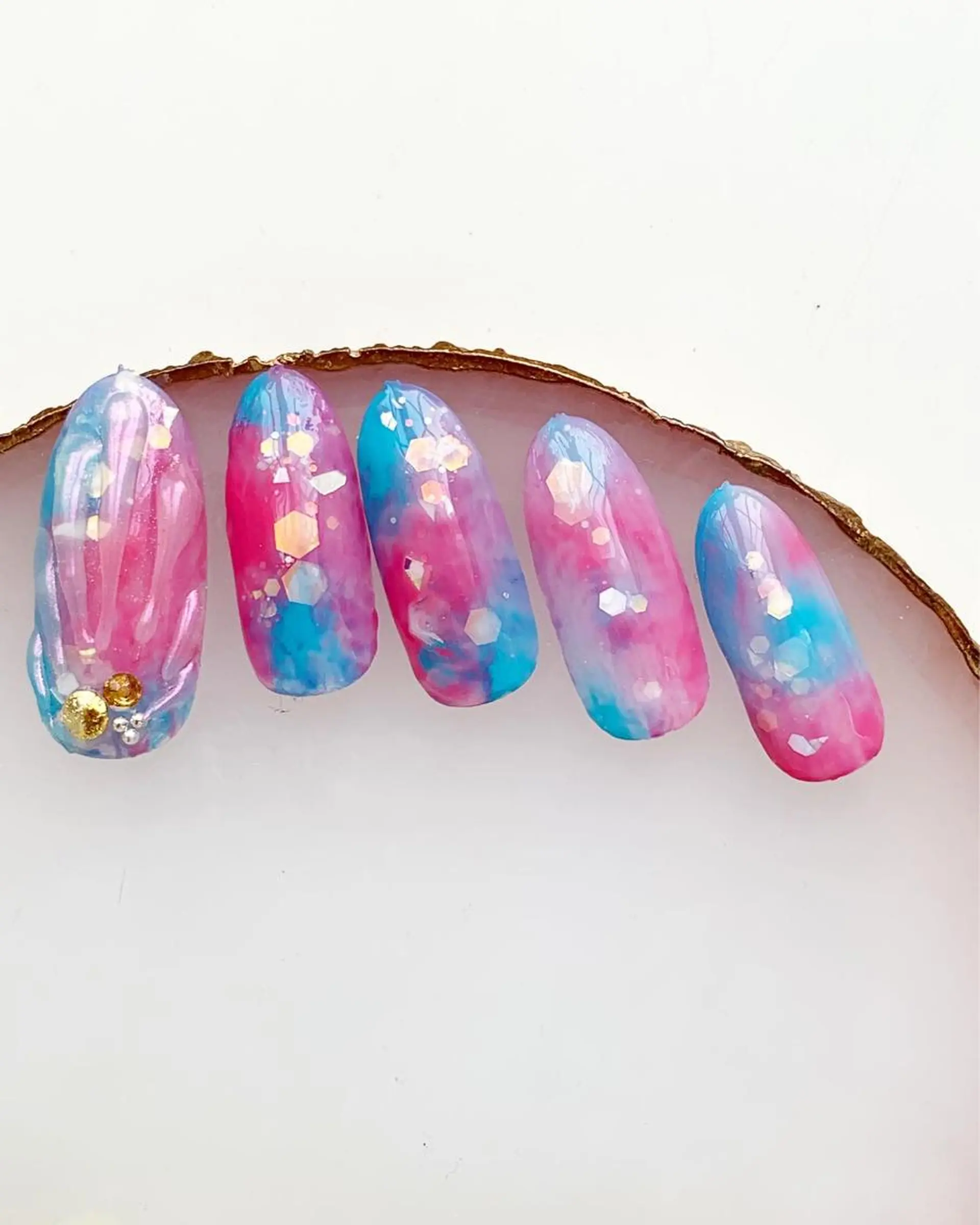 ネイル 新山 聖のネイルデザイン