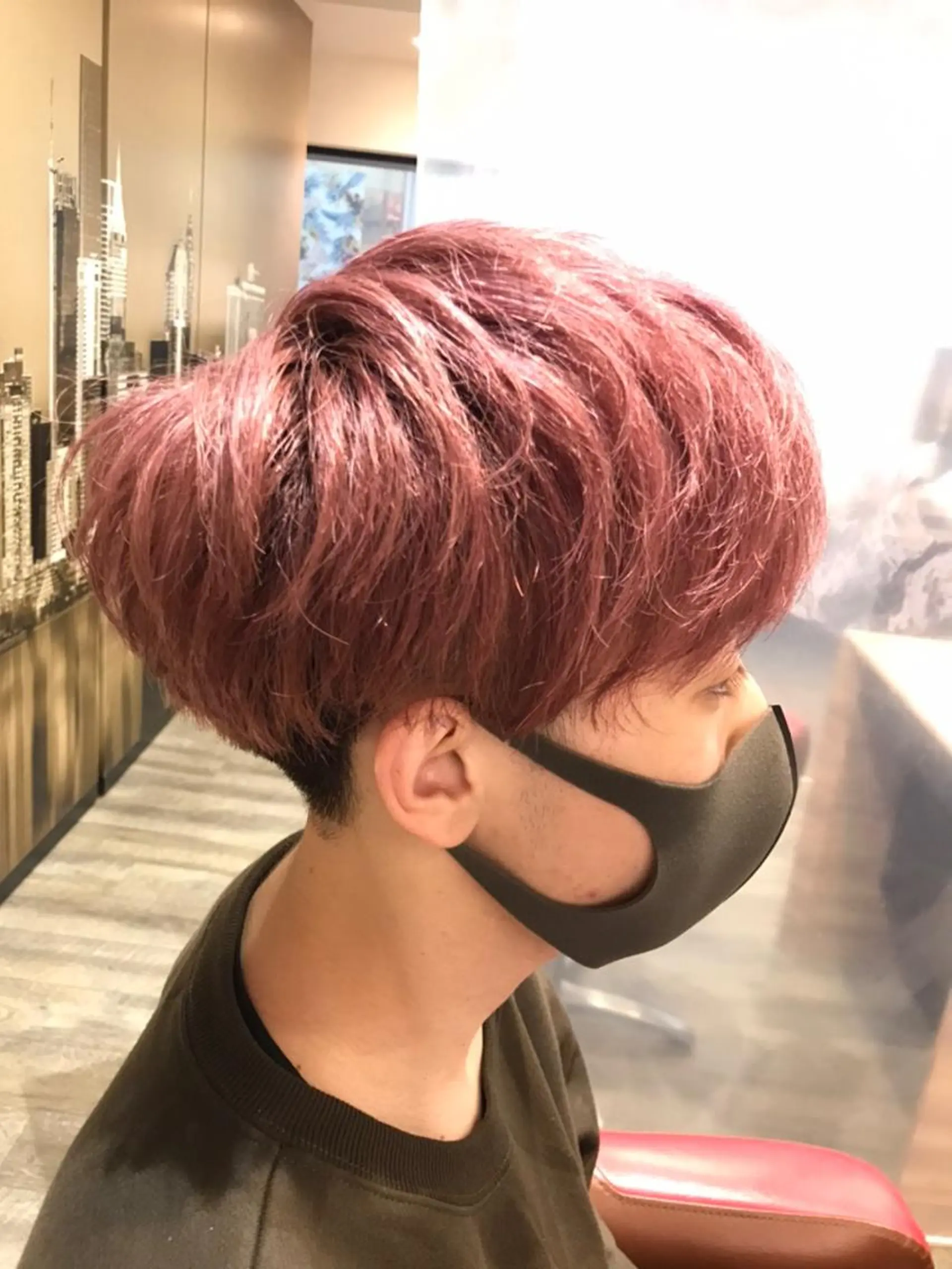 ミディアム カラー メンズ マッシュ ヘアカラー 柳澤 和也のヘアスタイル