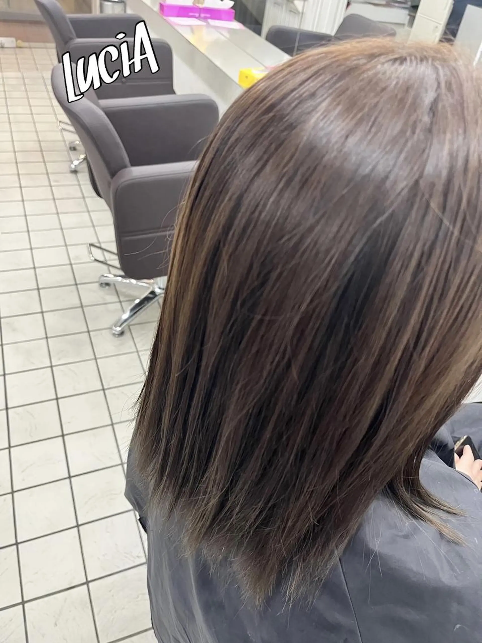 ロング カラー エクステ LuciA\5900のヘアスタイル